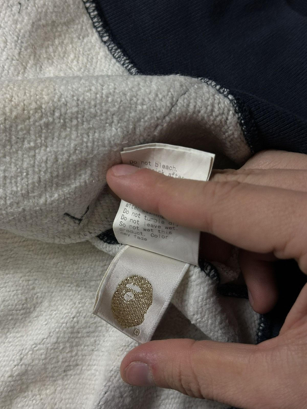 Bape Vintage Bape AOP Zip Hoodie Glow In The Dark Size US M / EU 48-50 / 2 - 8 Thumbnail