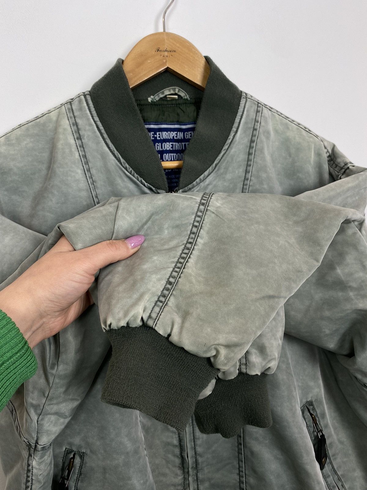 Vintage Vintage Globetrotter Military Bomber MA-1 Flight Jacket USA Size US L / EU 52-54 / 3 - 4 Thumbnail