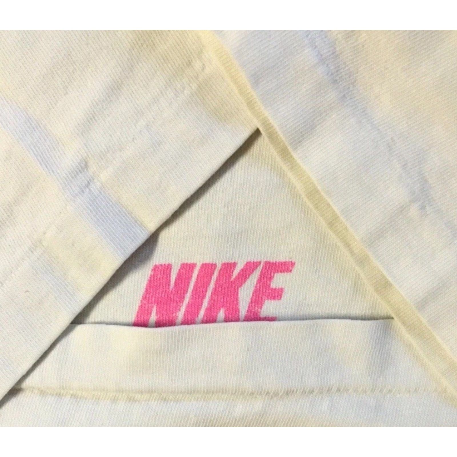 Nike VINTAGE Nike Cross Training Shirt S Mens White 80s 90s Swoosh Agassi Jordan Distressed Retro Boxy Crop T-Shirt Size US S / EU 44-46 / 1 - 5 Thumbnail