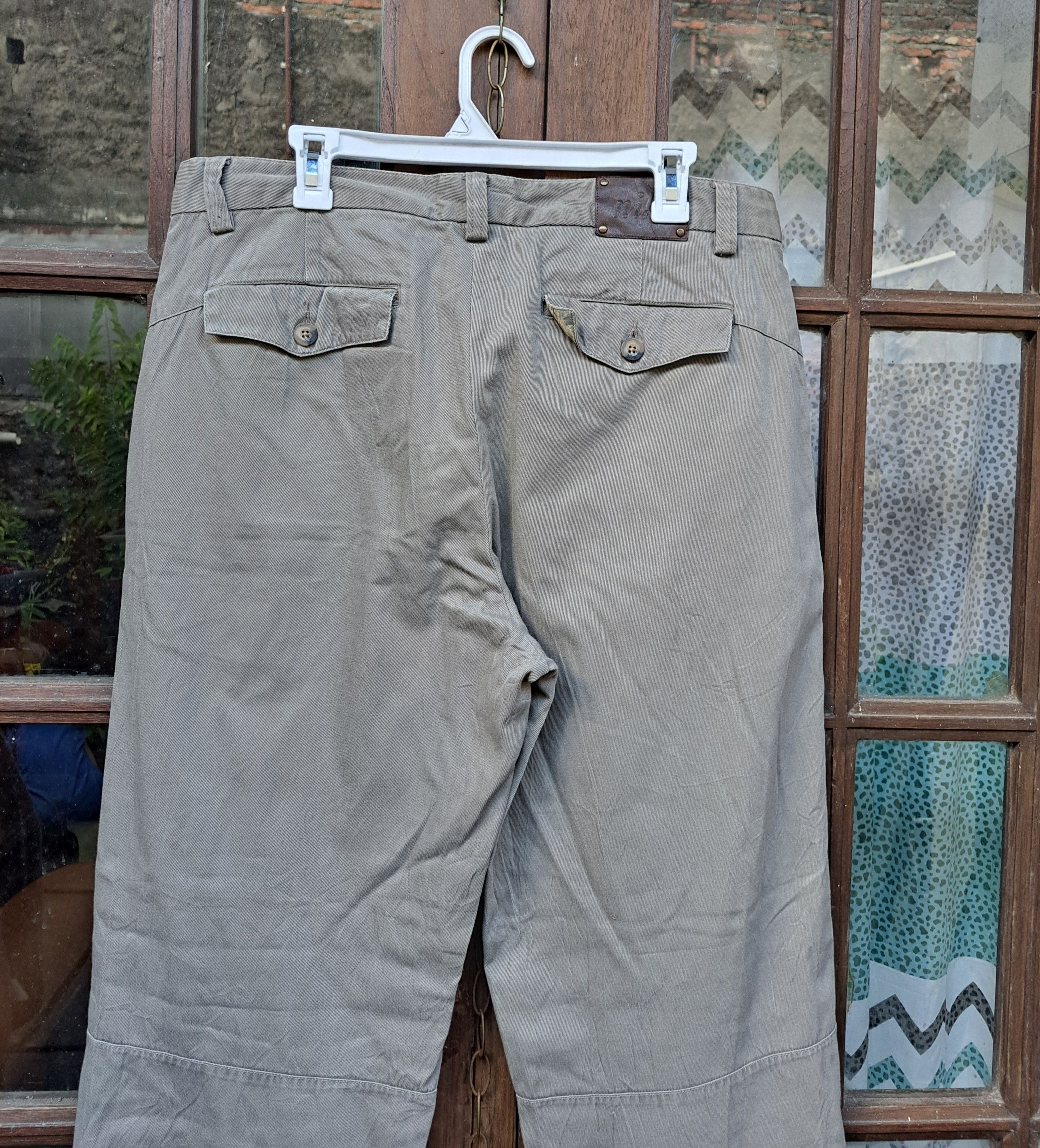 Nike Vintage Nike 2005 Silver Tag Trousers Pants Mens Medium Size US 32 / EU 48 - 7 Thumbnail