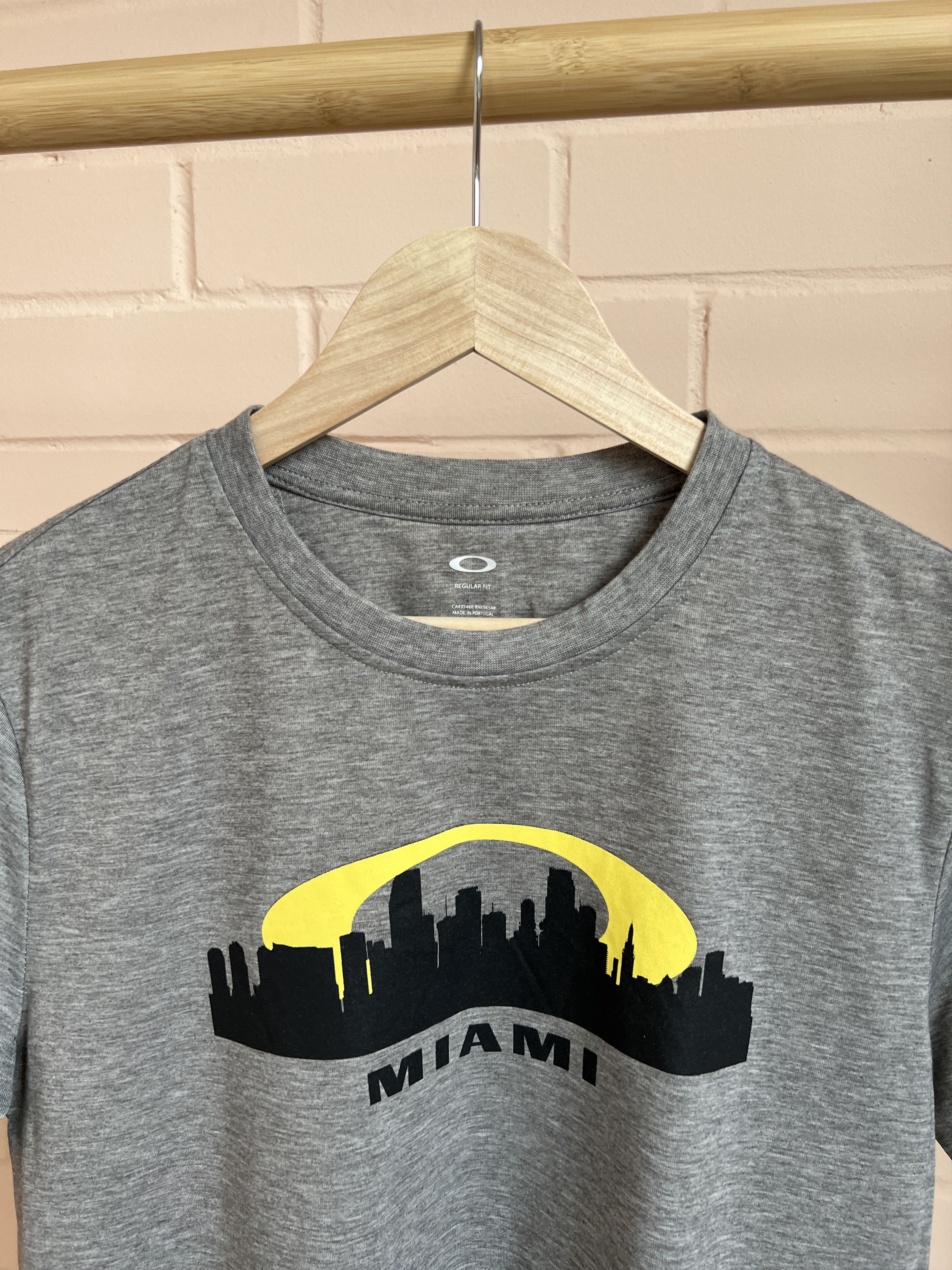 Oakley Oakley Miami City Center Circle Logo Pattern T-shirt Size US S / EU 44-46 / 1 - 5 Thumbnail