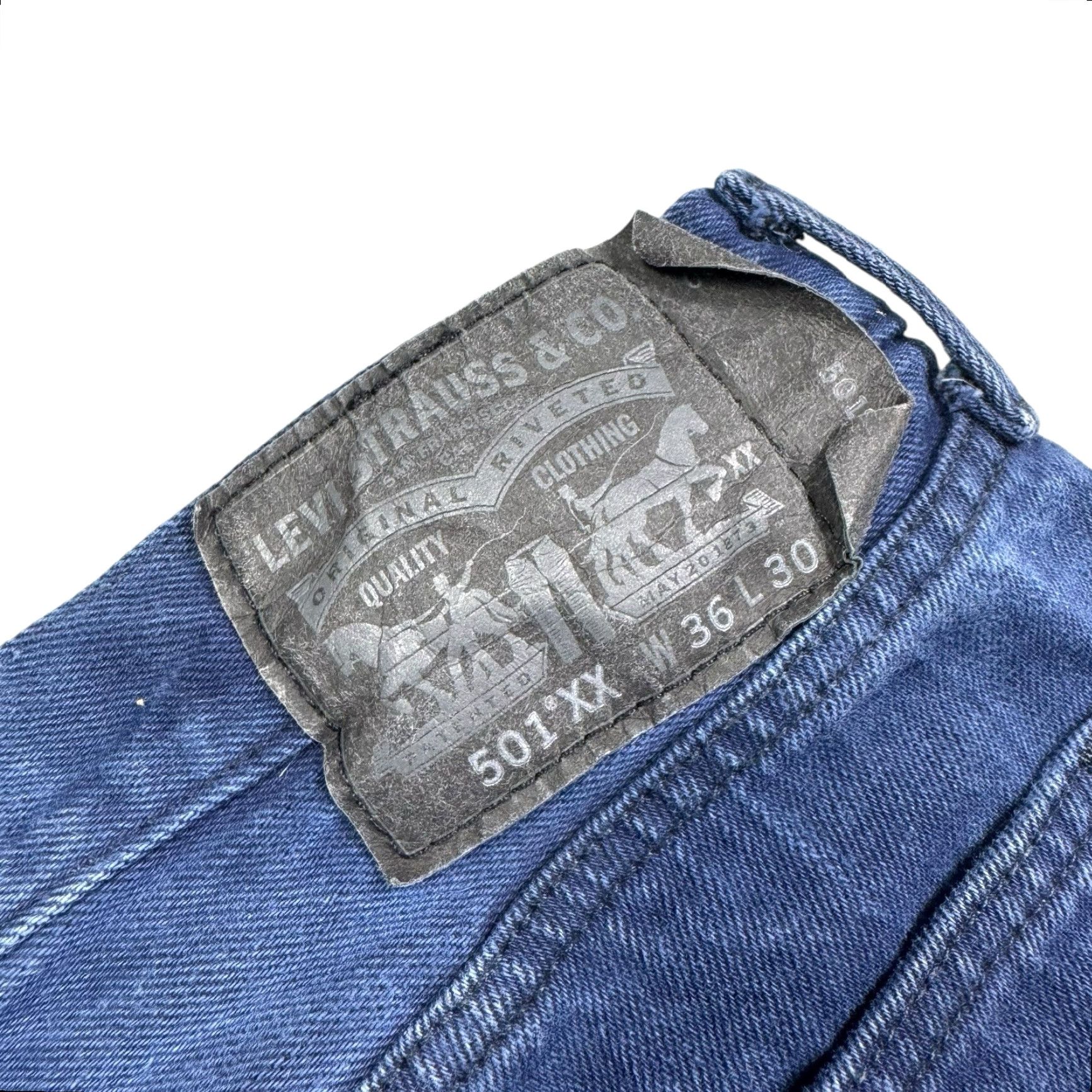 Levi's Levi's 501XX Jeans Mens 36x30 Dark Wash Button Fly Straight Grunge Baggy Midrise Jeans Mens Regular 34 Blue Denim USA 90s Cowboy Size US 36 / EU 52 - 5 Thumbnail