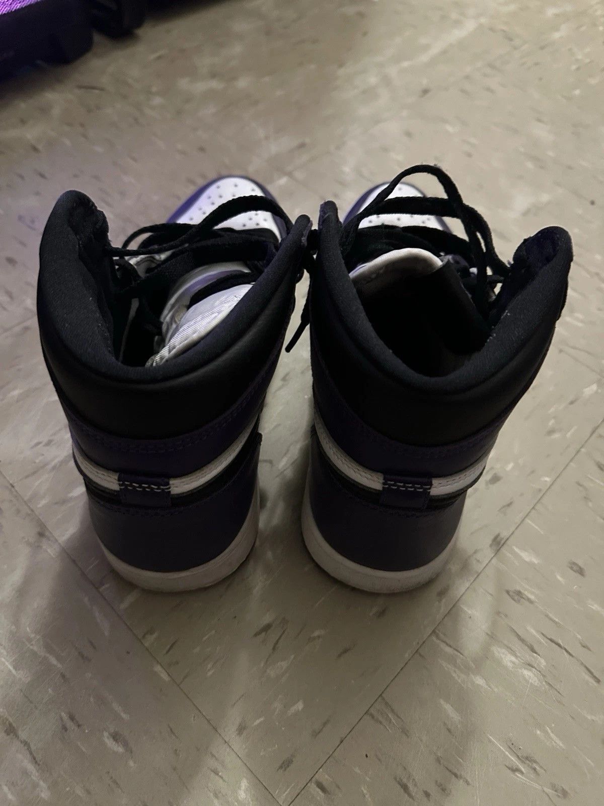 Nike Jordan 1 High ‘Court Purple’ 2.0 Size 8 Size US 8 / EU 41 - 2 Thumbnail