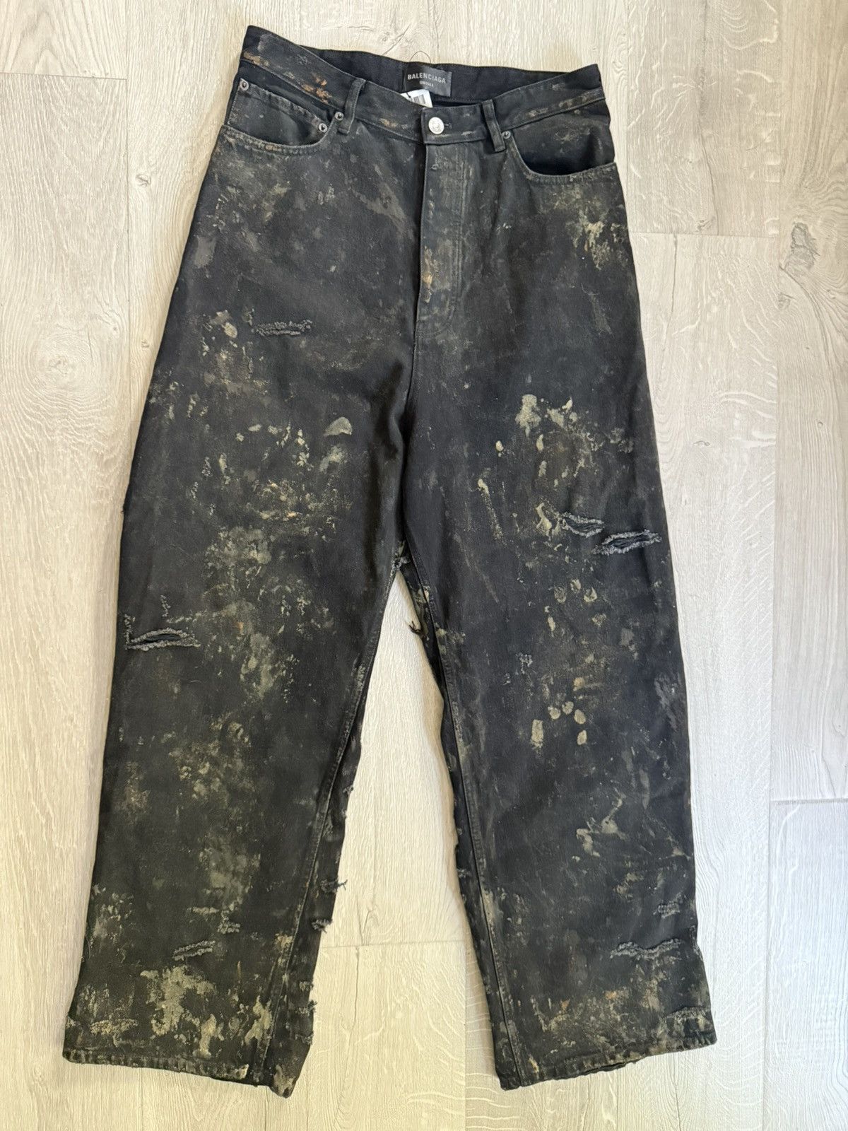 Balenciaga Balenciaga 24 Mudshow Destroyed Slashed Denim Size US 30 / EU 46 - 2 Thumbnail