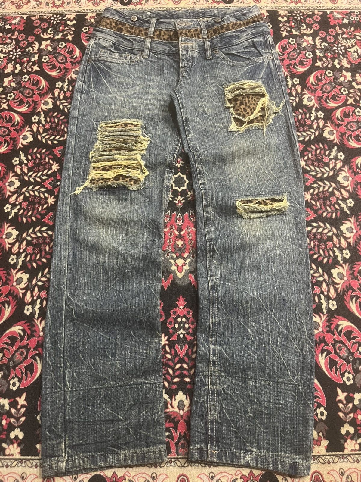 Japanese Brand Vintage Distressed Double Waist Leopard Style Blue Jeans Size 30" / US 8 / IT 44 - 1 Thumbnail