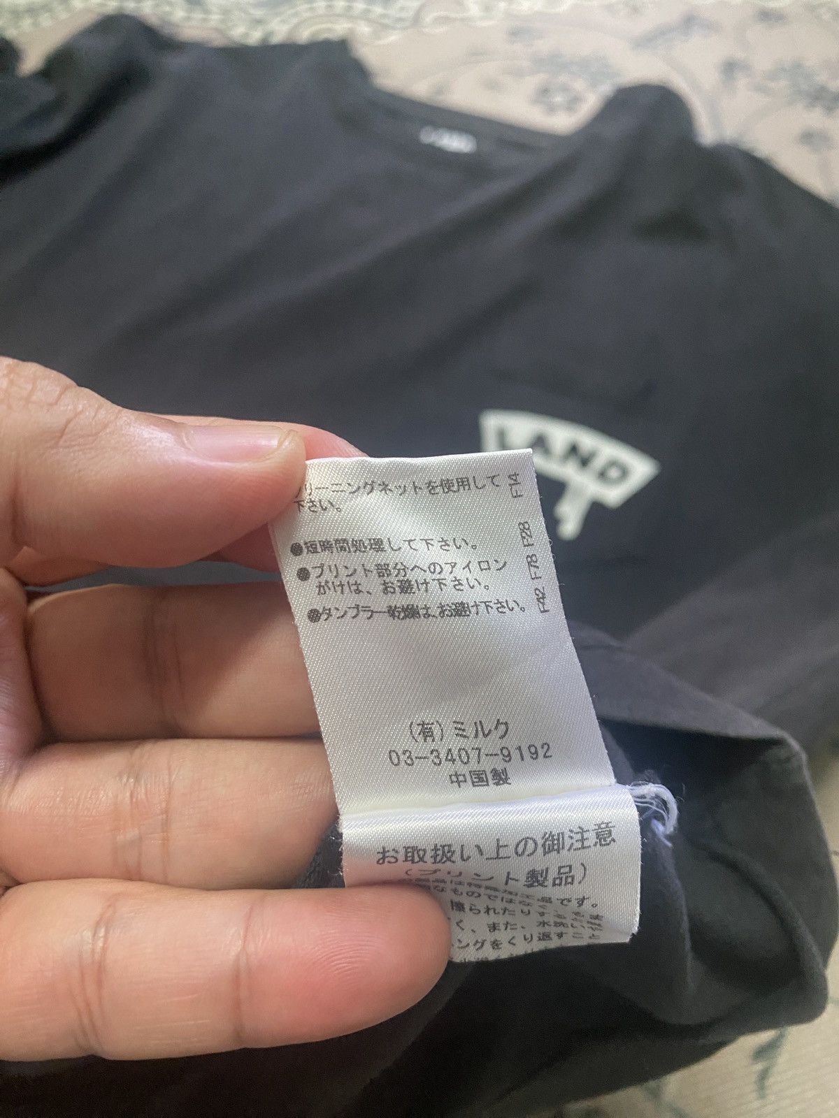 20471120 × Beauty Beast × Japanese Brand 💥RARE💥LAND BY MILKBOY LAND DRIP LOGO POKET T-SHIRT 🔥 Size US XL / EU 56 / 4 - 12 Thumbnail