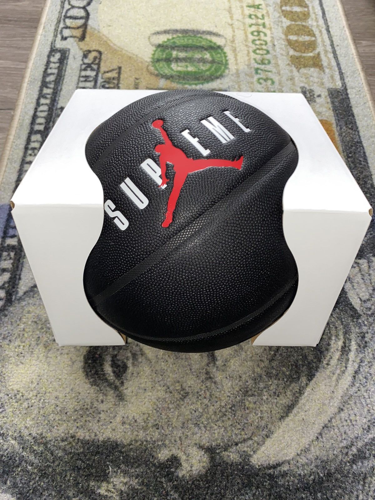 Jordan Brand × Nike × Supreme Supreme x Jordan Basketball Black 