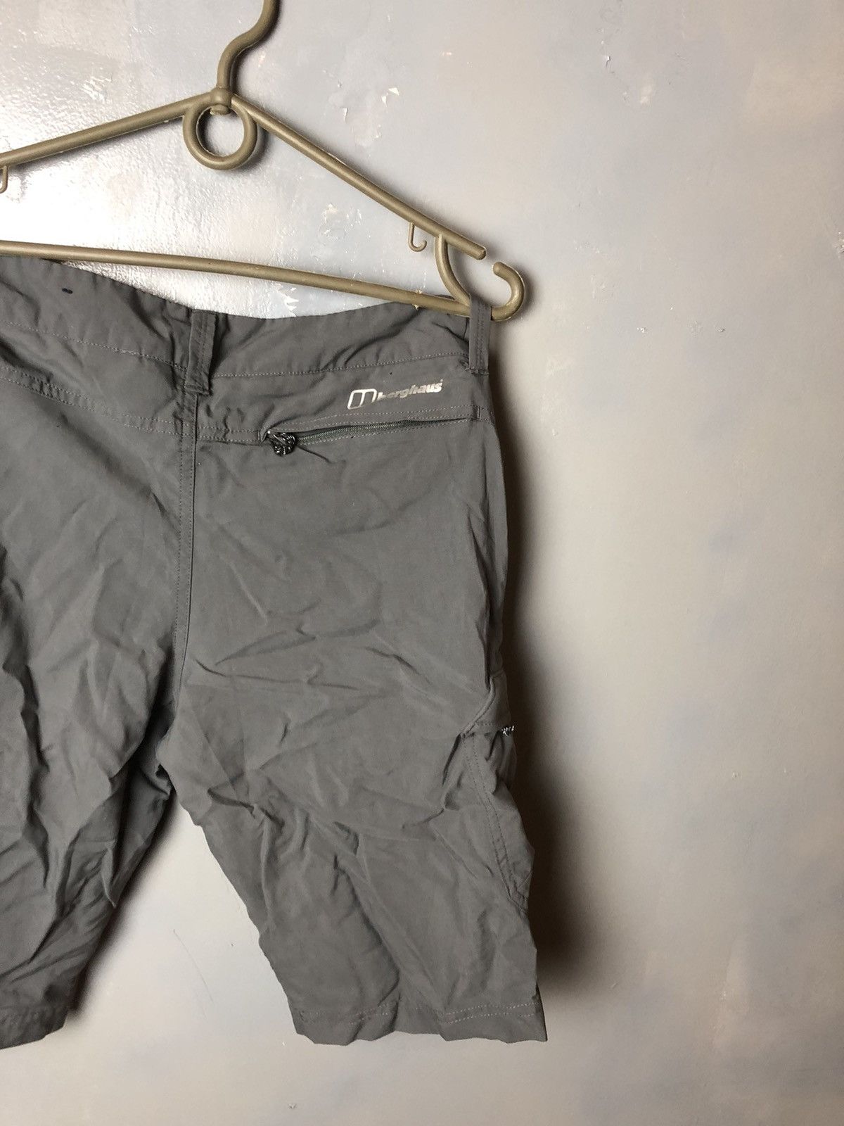Berghaus Men’s short Berghaus size 28 Size US 28 / EU 44 - 9 Thumbnail