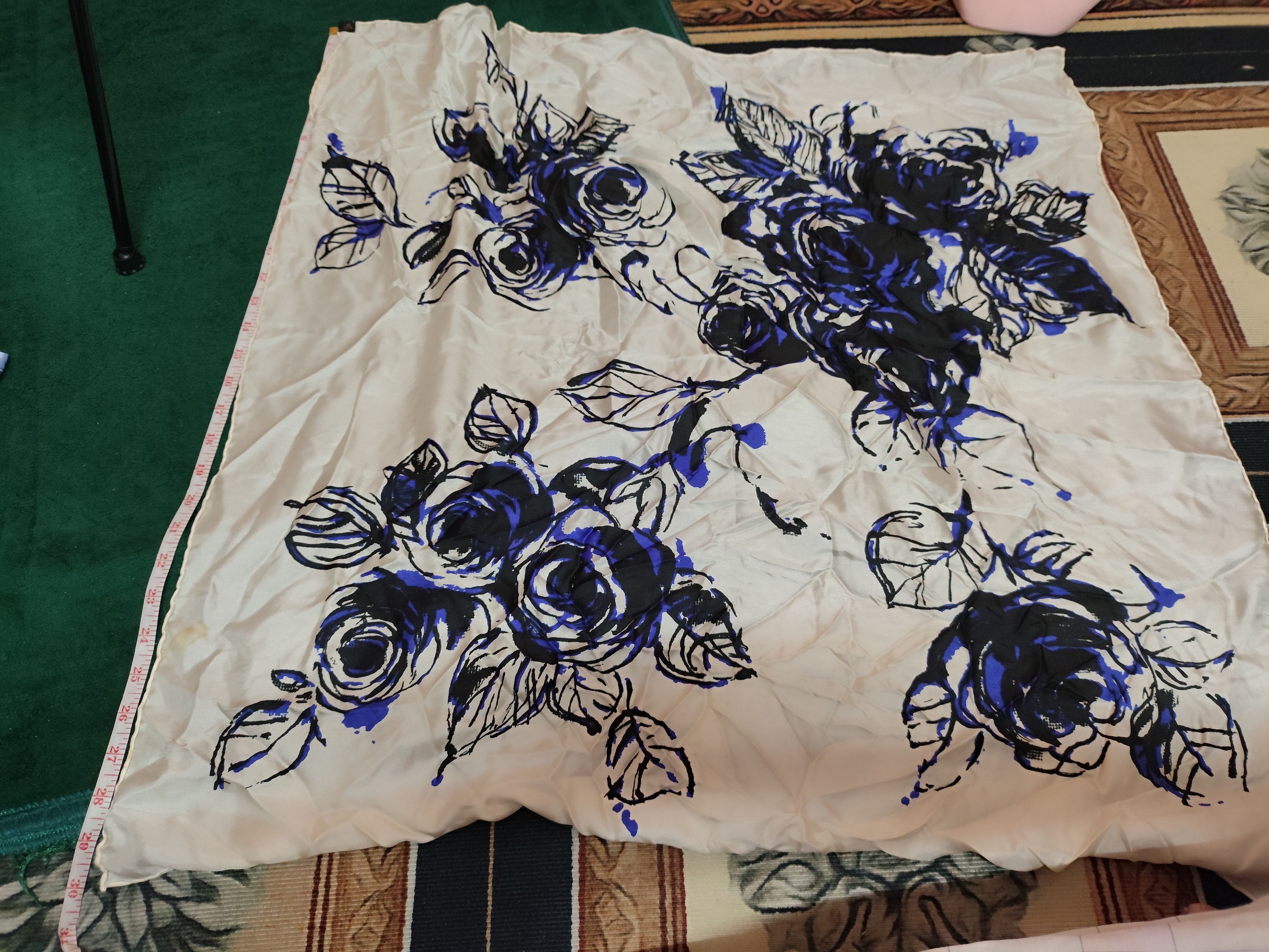Designer × Vintage Vintage Scarves Neckerchief, Silk fabric Art Design Size ONE SIZE - 4 Thumbnail