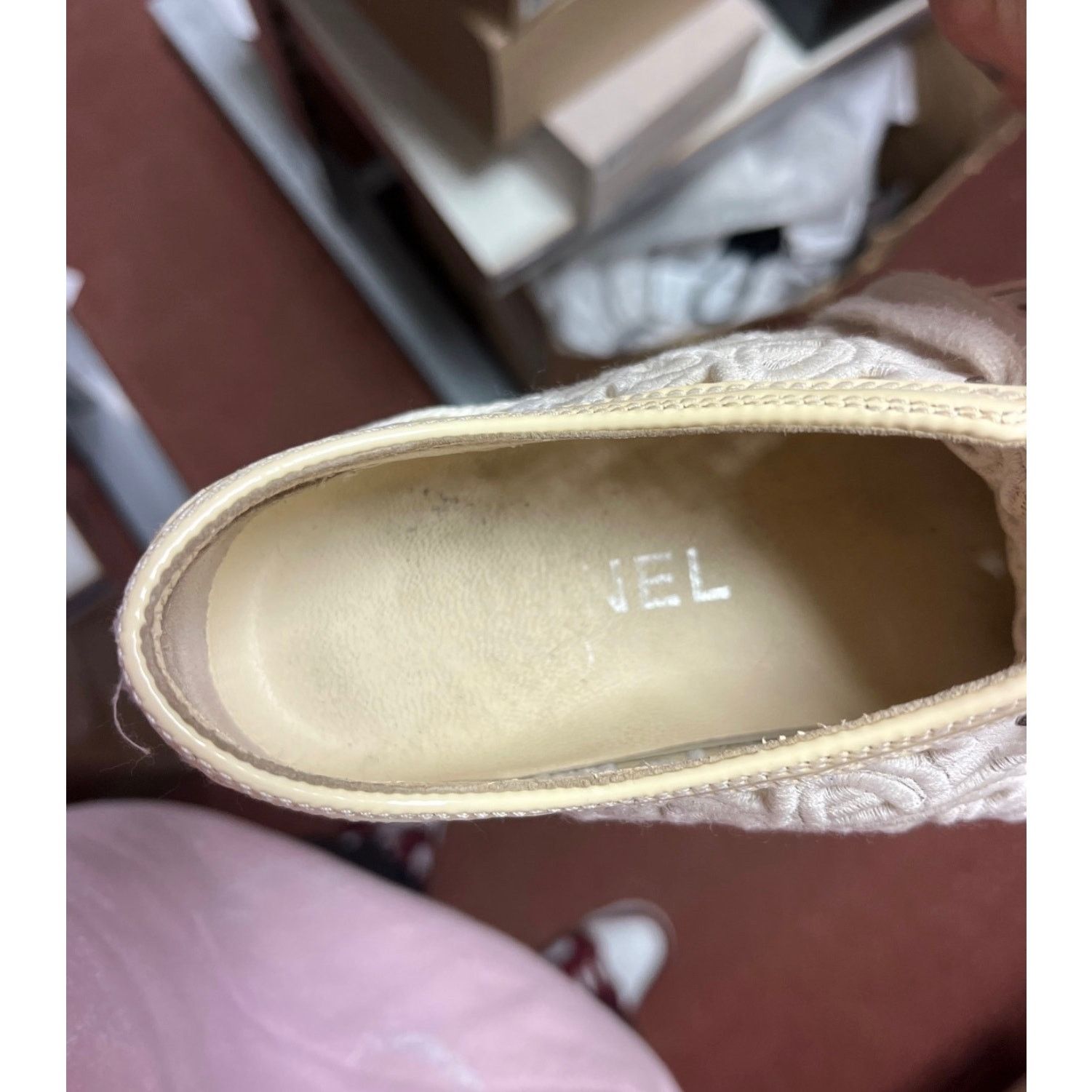 Chanel Chanel White Perforated Logo Low-Top Sneakers Sz. 35.5 Size US 5.5 / IT 35.5 - 6 Thumbnail