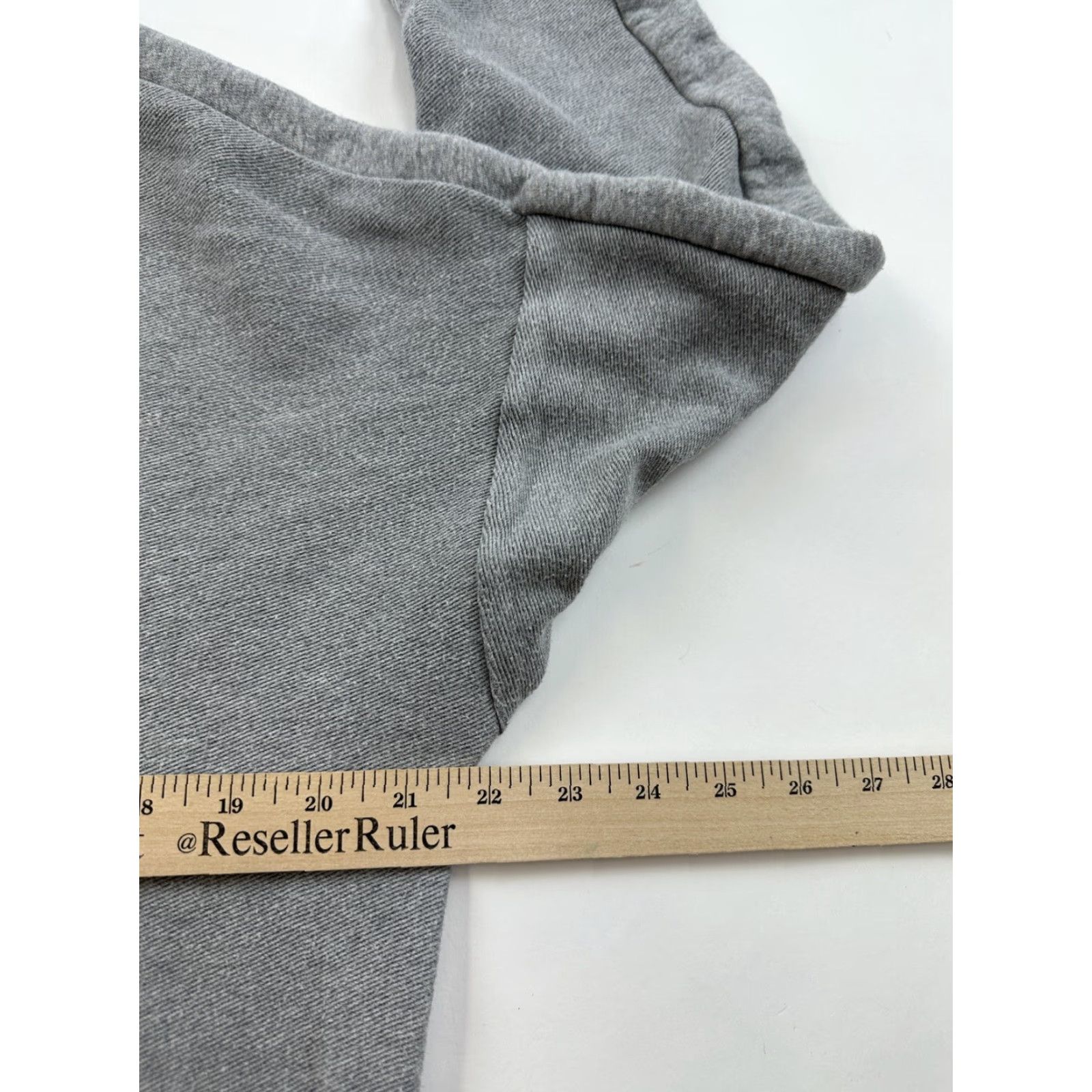 Reebok Reebok Sweatshirt Women’s Large Gray Pullover Crew Neck Cropped Sweatshirt Size L / US 10 / IT 46 - 6 Thumbnail