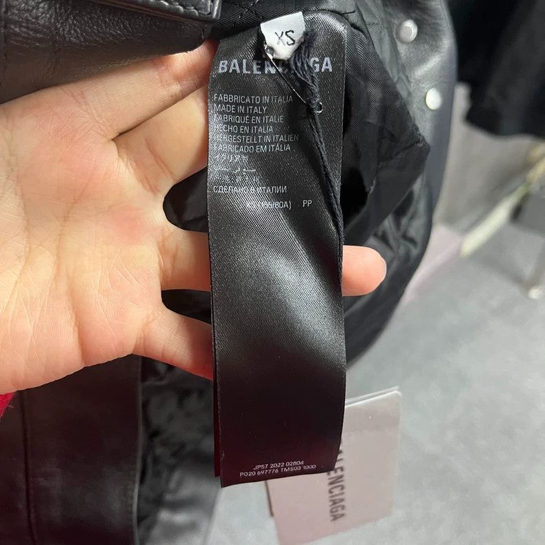 Balenciaga Balenciaga latest black solid color lapel single breasted l Size US XS / EU 42 / 0 - 4 Thumbnail