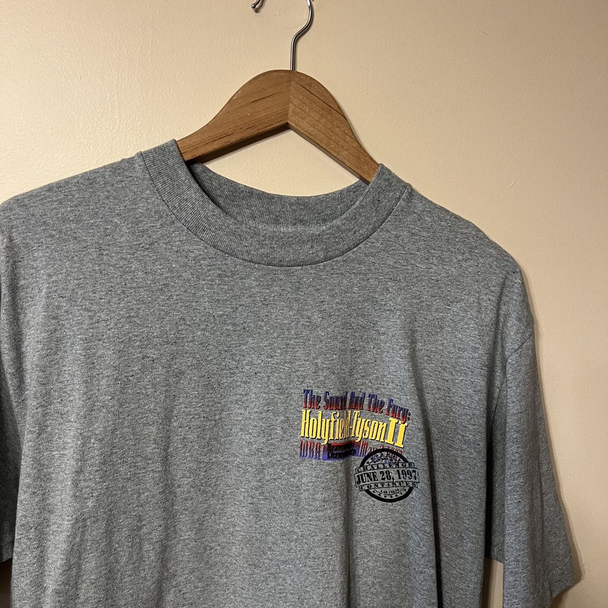 Vintage Vintage 1997 Mike Tyson Holyfield Boxing Tshirt Size US L / EU 52-54 / 3 - 2 Thumbnail