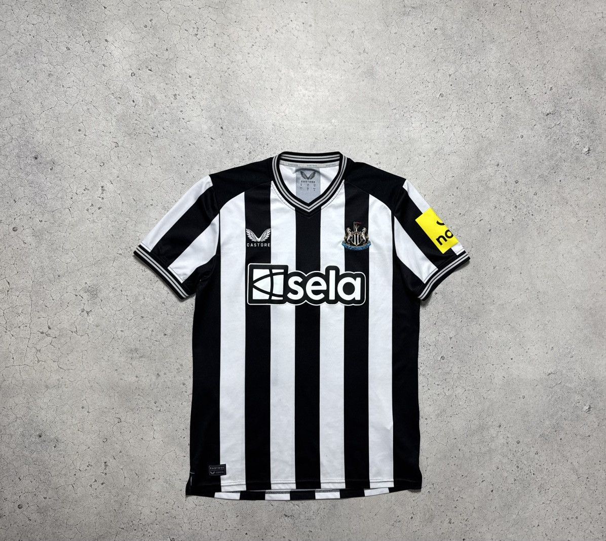 Castore Castore FC Newcastle United 2023/2024 Soccer Jersey Vintage Size US M / EU 48-50 / 2 - 1 Thumbnail