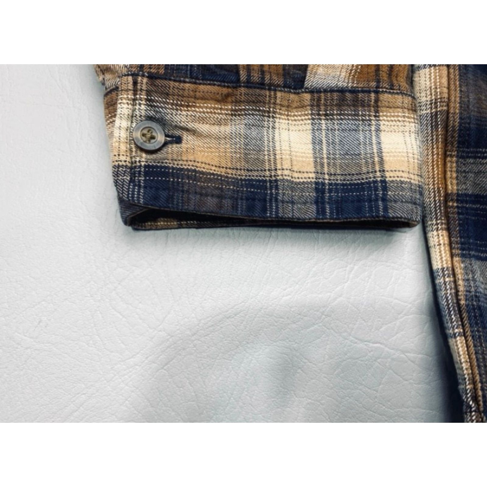 Carhartt VINTAGE Carhartt Hubbard 103822 Flannel Shirt Mens 2XL Heavyweight Brown Plaid 8264 Size US XXL / EU 58 / 5 - 3 Thumbnail