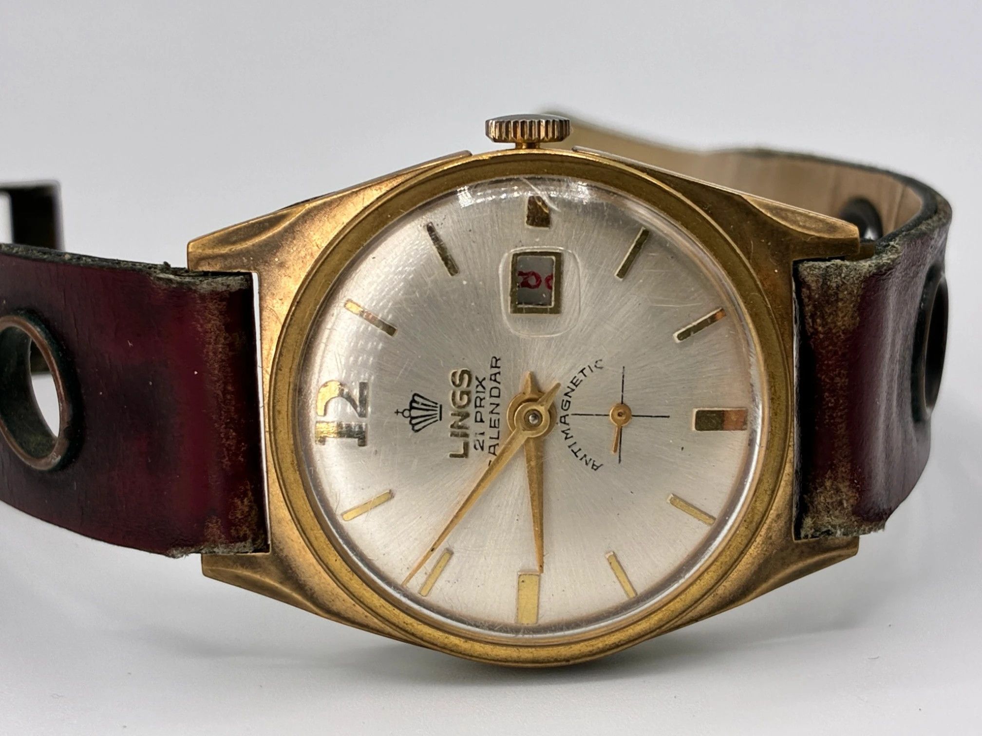 Other Lings 21 Prix Calendar Vintage Gold Tone Rally Watch Size ONE SIZE - 1 Thumbnail