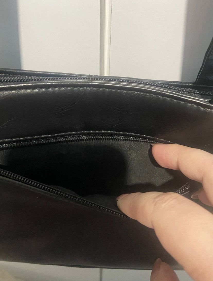 Other Vintage Y2K Fiorelli Black Baguette Shoulder Bag Size ONE SIZE - 7 Thumbnail