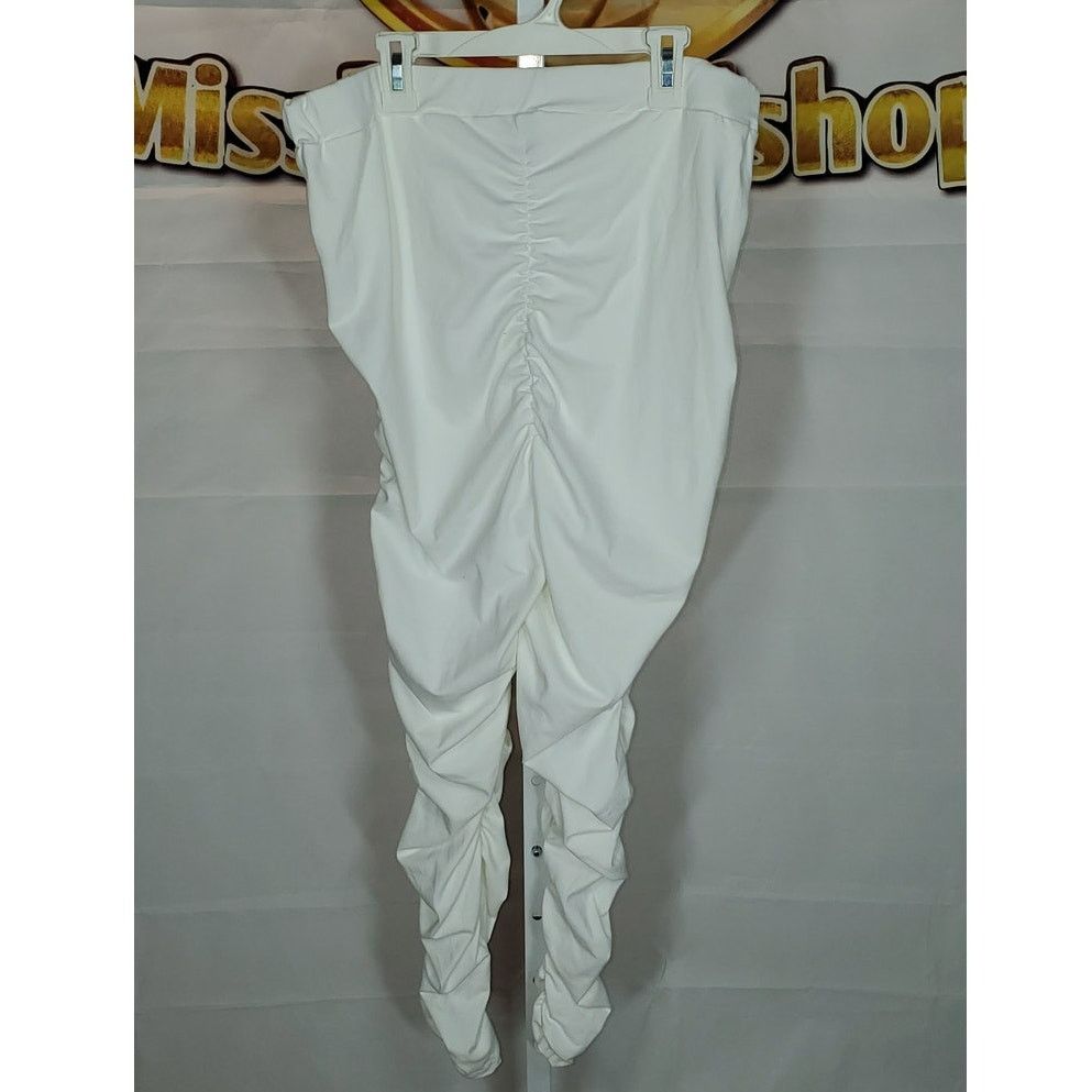 Shein Shein Curve White Ruched One-Piece Leggings Women’s Size 1XL Size 40" / US 18 - 2 Thumbnail