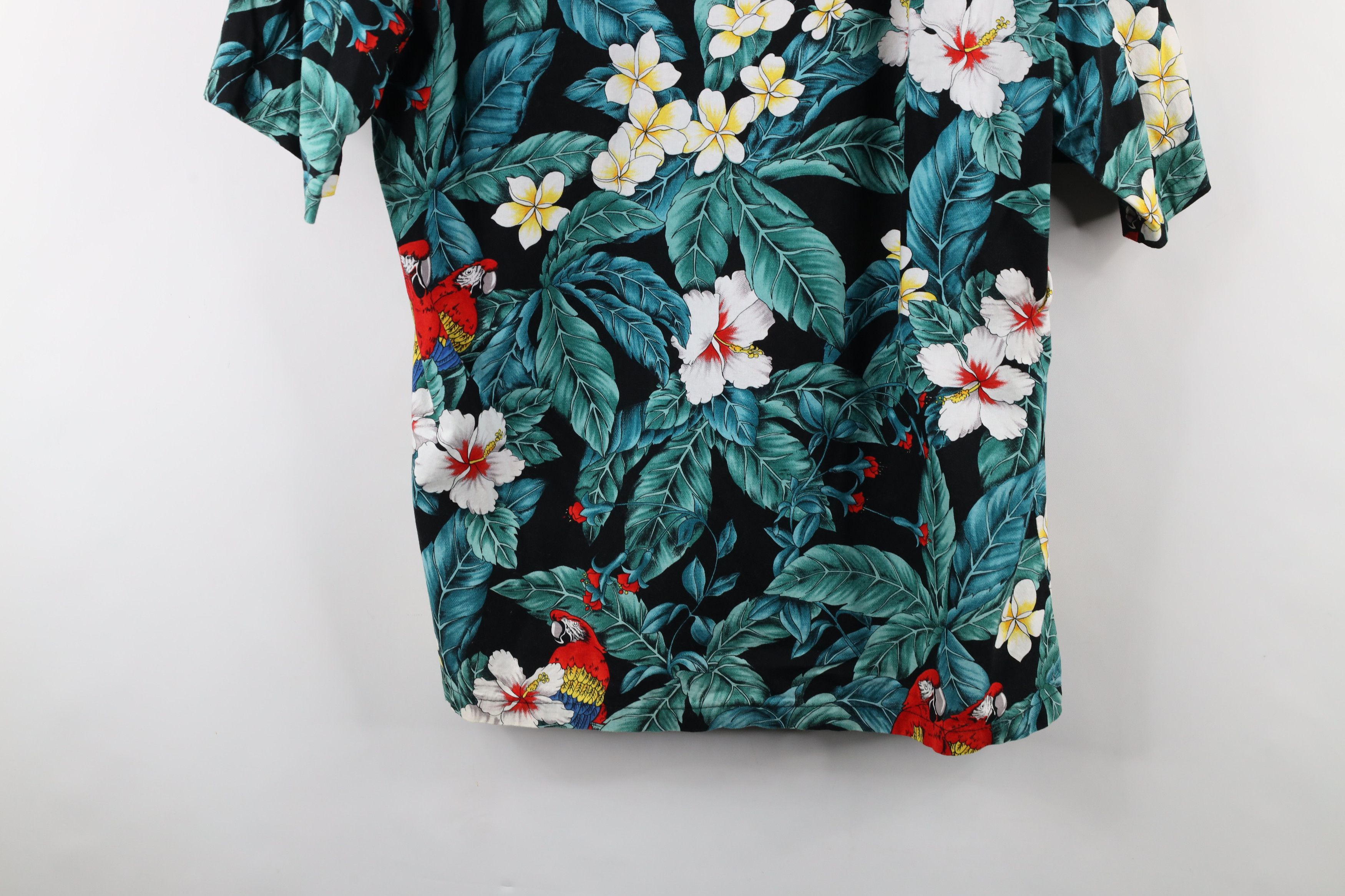 Vintage Vintage 70s Streetwear Flower Bark Cloth Hawaiian Shirt USA Size US L / EU 52-54 / 3 - 9 Thumbnail