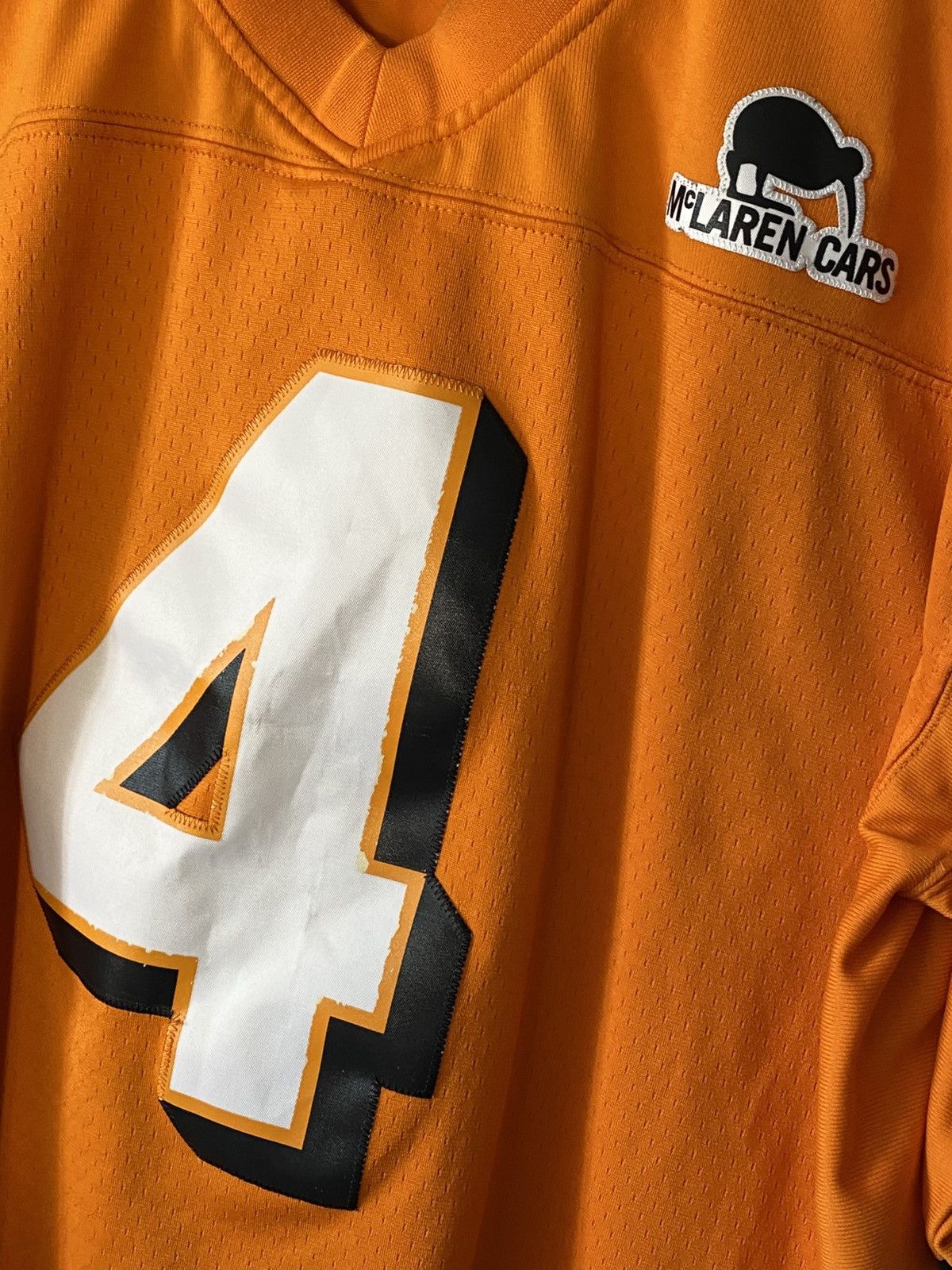 Malcolm McLaren × Mitchell & Ness × NFL McLaren x Mitchell& Ness F1 Lando Norris NFL Jersey #4 F1 Size US XL / EU 56 / 4 - 4 Thumbnail