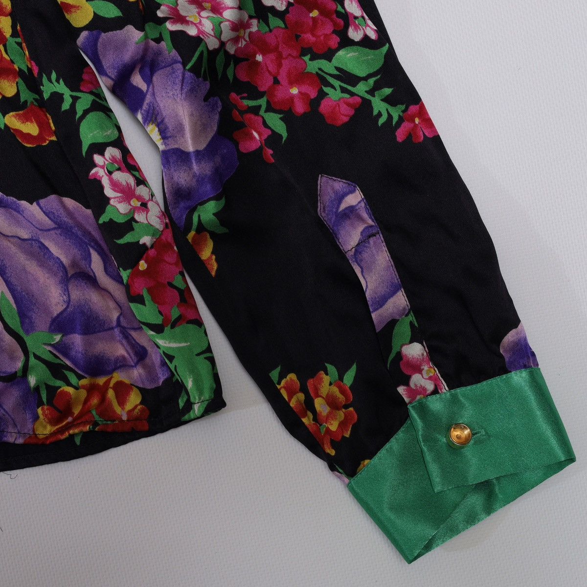 Dolce & Gabbana Dolce Gabbana Silk Printed Shirt Buttons Flowers Floral Size M / US 6-8 / IT 42-44 - 18 Thumbnail