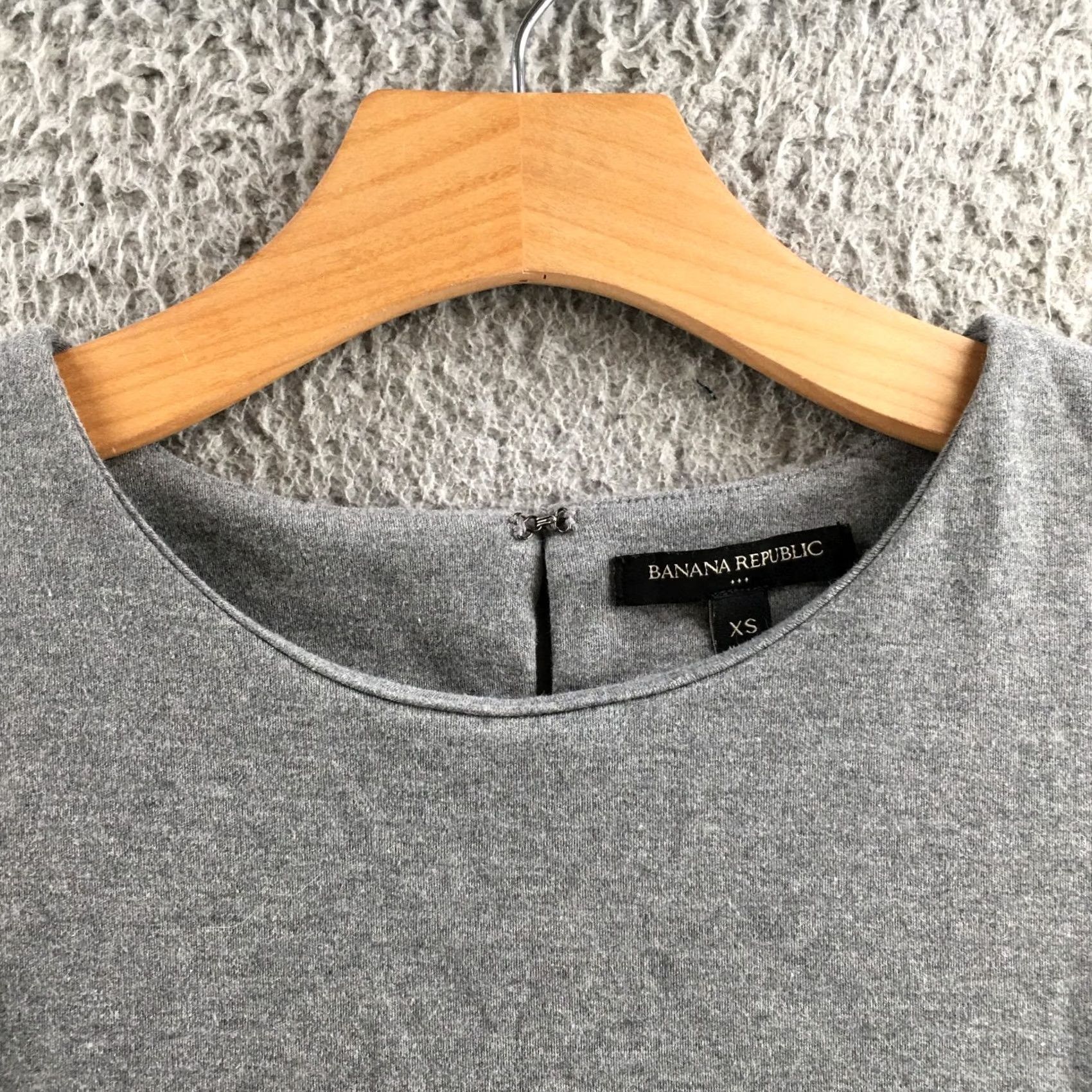 Banana Republic Banana Republic Womens XS Gray Cotton Blend Sleeveless Scoop Neck Tank Top Size XS / US 0-2 / IT 36-38 - 4 Thumbnail
