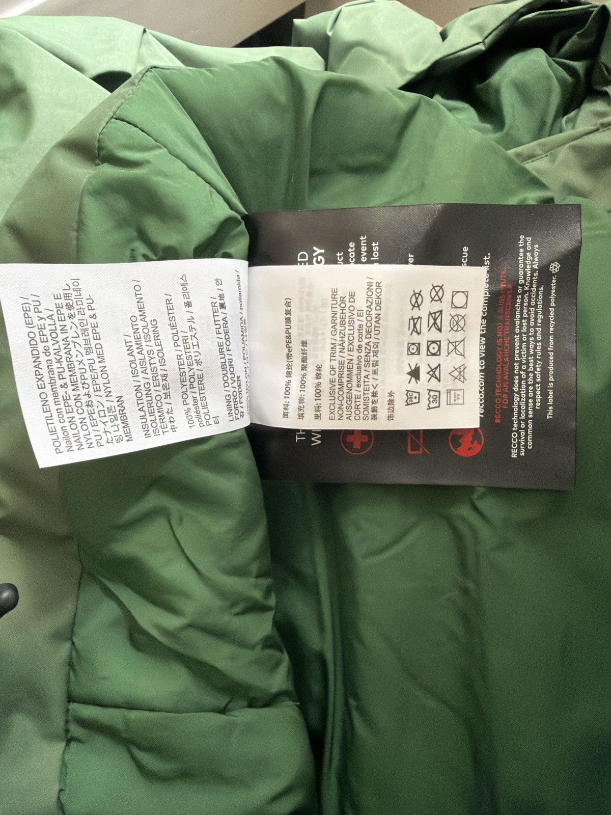 Arc'teryx Arc’teryx Beta Insulated Jacket Eden Size US S / EU 44-46 / 1 - 22 Thumbnail