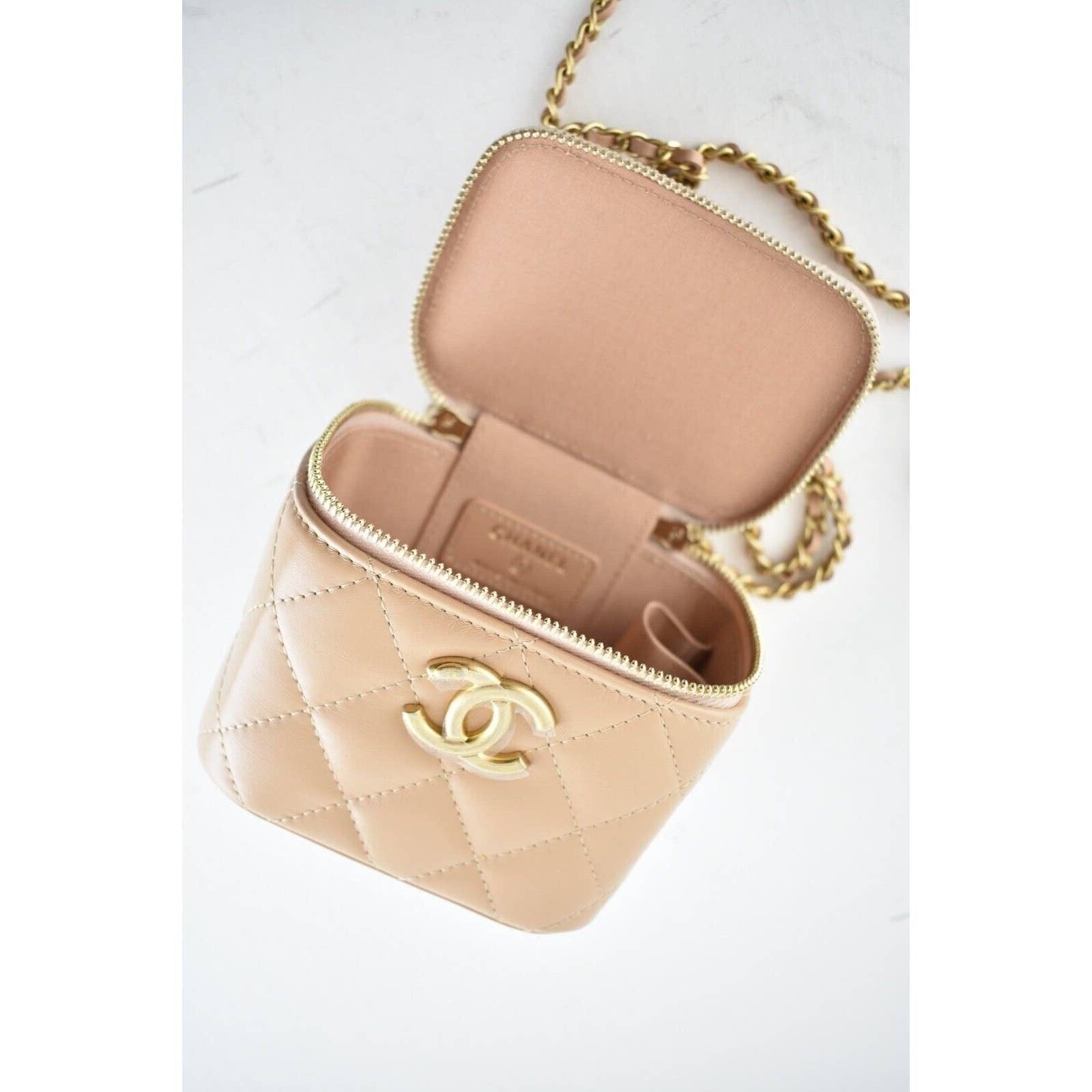 Chanel Chanel Vanity With Chain Pearl Logo Shoulder Crossbody Bag Size ONE SIZE - 12 Thumbnail