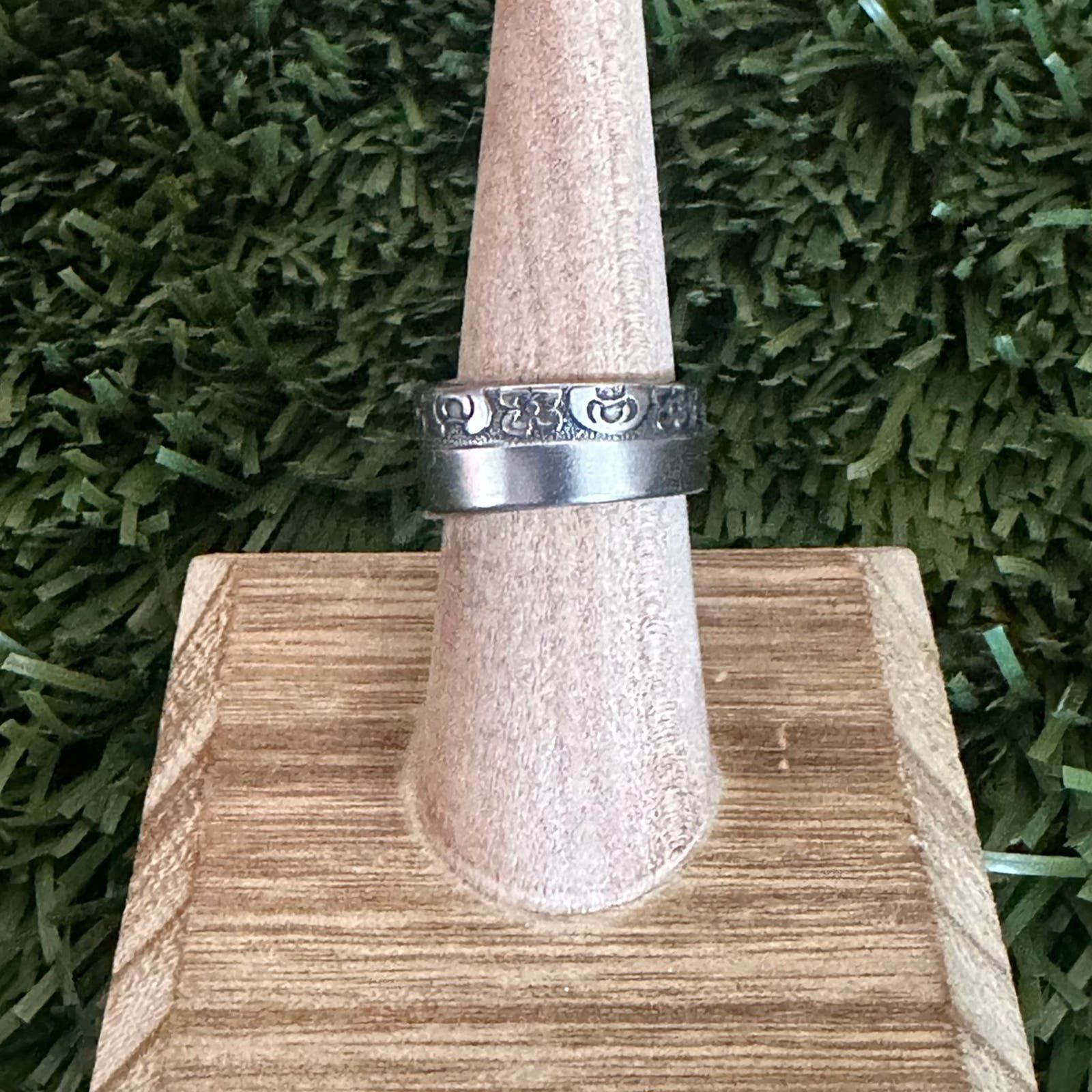 Handmade Ring size 8 Size ONE SIZE - 7 Thumbnail