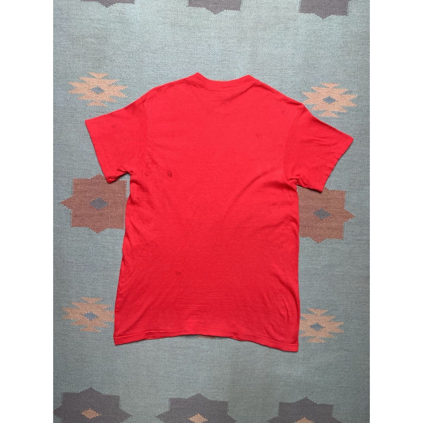 Hanes VINTAGE 70s Hanes T-Shirt Ringling Bros Barnum Bailey Coke Adds Life Red Medium Mens Shirt Vintage 70s 90s Theme Size US M / EU 48-50 / 2 - 2 Thumbnail
