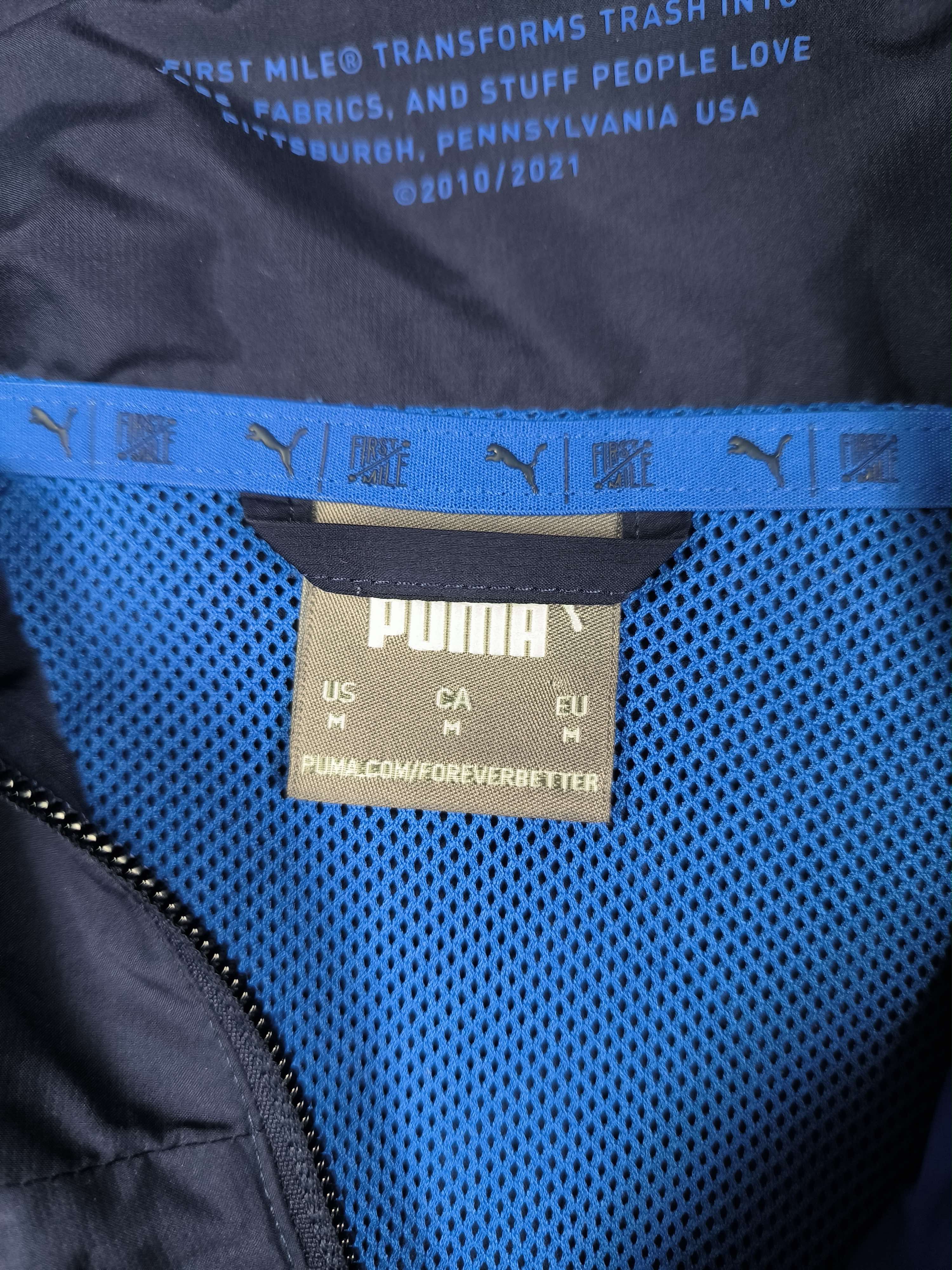 Puma Italy 2021-22 Puma football track top size M Size US M / EU 48-50 / 2 - 6 Thumbnail