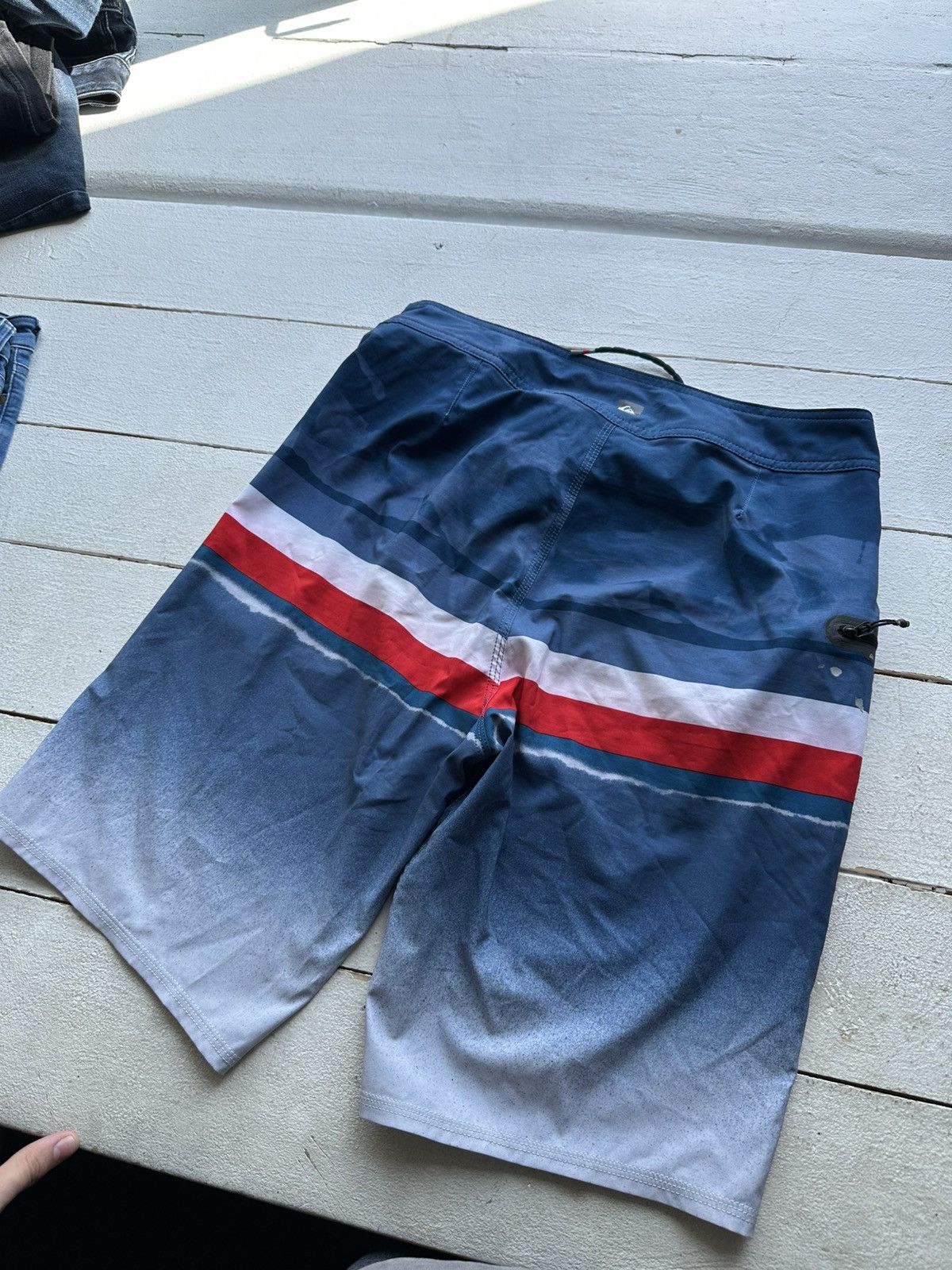 Quiksilver 🚨Vintage Quiksilver Shorts Big Logo Y2K Style 90s Surfing Size US 29 - 7 Thumbnail
