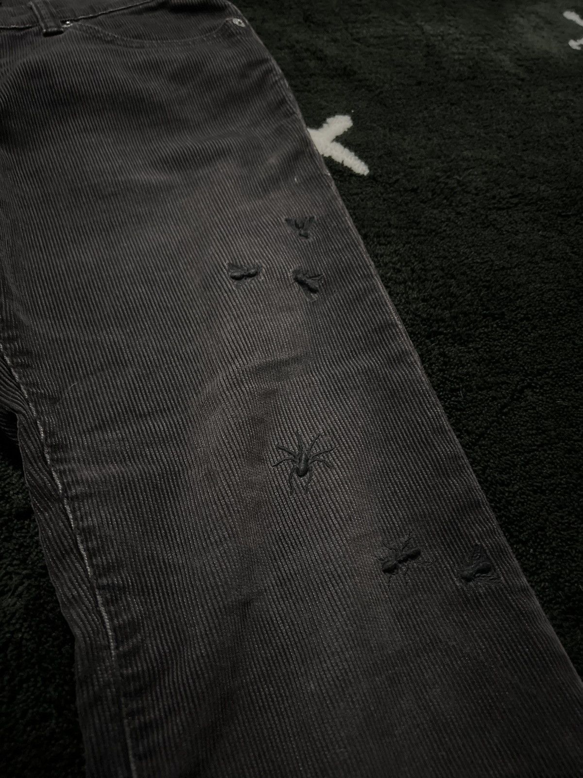 Undercover AW06 - Bug Corduroy Pants Size US 29 - 6 Thumbnail