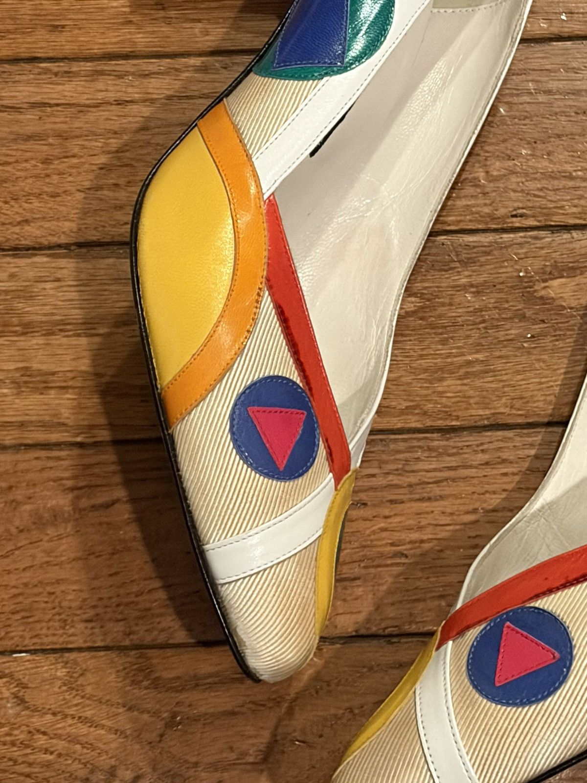Stuart Weitzman Stuart Weitzman Vintage 8.5 Art Print Heels Size US 8.5 / IT 38.5 - 5 Thumbnail