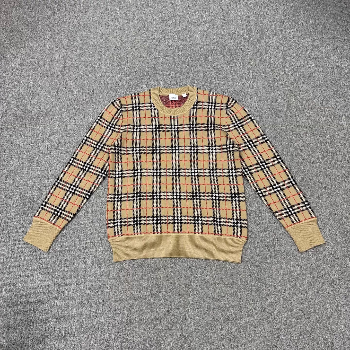 Burberry Burberry Classic Check Knit Sweatshirt L 99 New Size L / US 10 / IT 46 - 1 Thumbnail