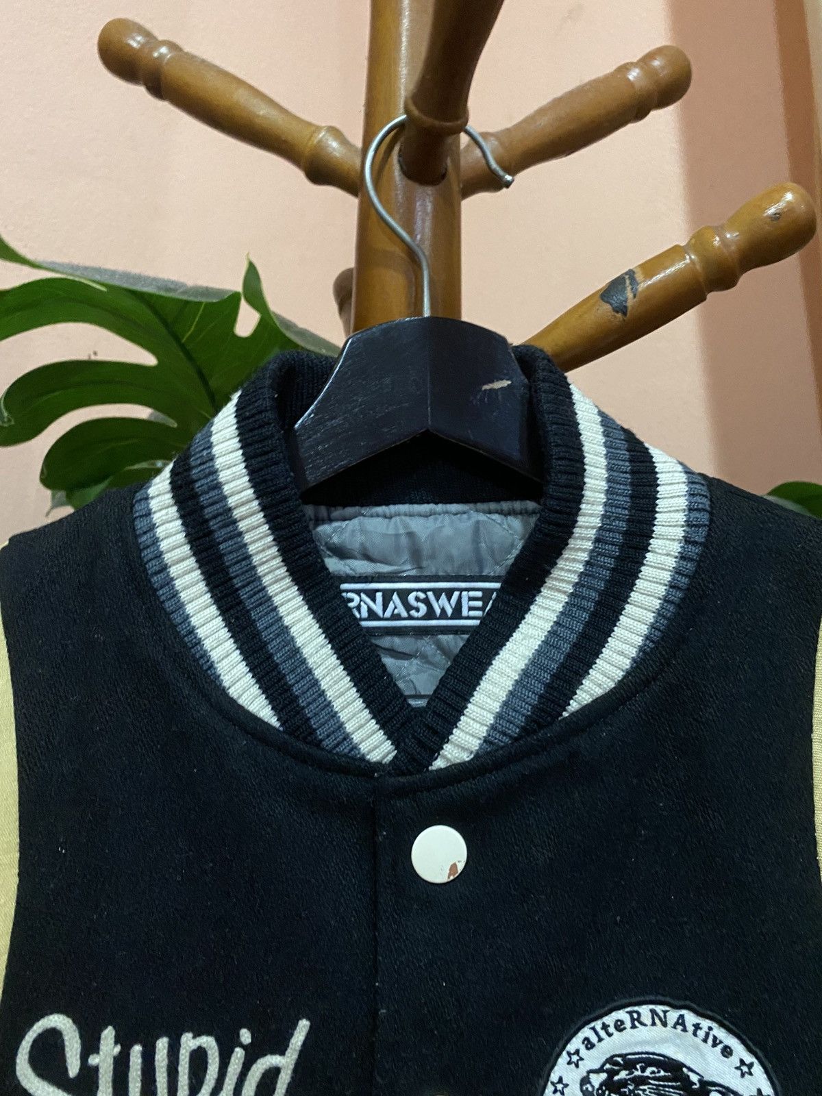 Japanese Brand Vintage RNASWEAT Stupid Wheel Varsity Jacket Wool Blend Size S / US 4 / IT 40 - 8 Thumbnail