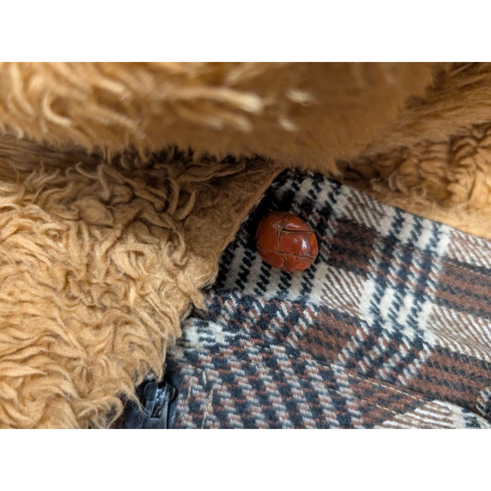 Vintage VINTAGE 70s Plaid Coat Gingham Road Boho Faux Fur Brown Suede L/XL Womens Coat Size L / US 10 / IT 46 - 7 Thumbnail