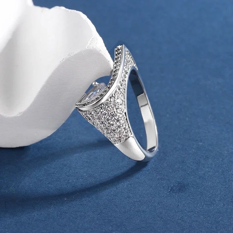 Japanese Brand × Jewelry × Vintage Creative Handmade Stylish Shiny Zircon Ladies Ring Size ONE SIZE - 4 Thumbnail