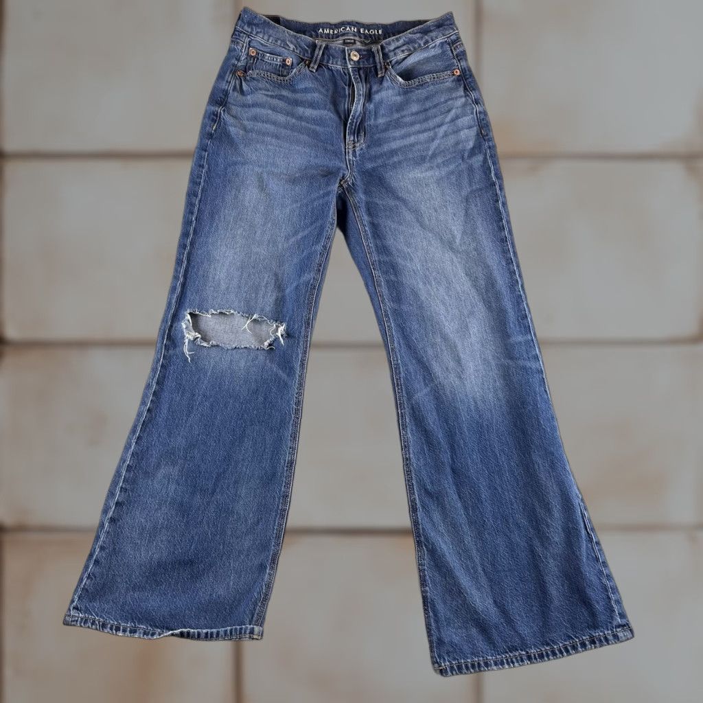 American Eagle Outfitters American Eagle Outfitters Jeans Womens 2 Short Blue Low-Rise Baggy Flare Distressed Boho Size 26" / US 2 / IT 38 - 1 Thumbnail