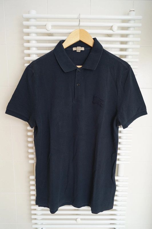 Burberry Burberry Heart Logo Polo Embroidered Navy Size US XL / EU 56 / 4 - 1 Thumbnail