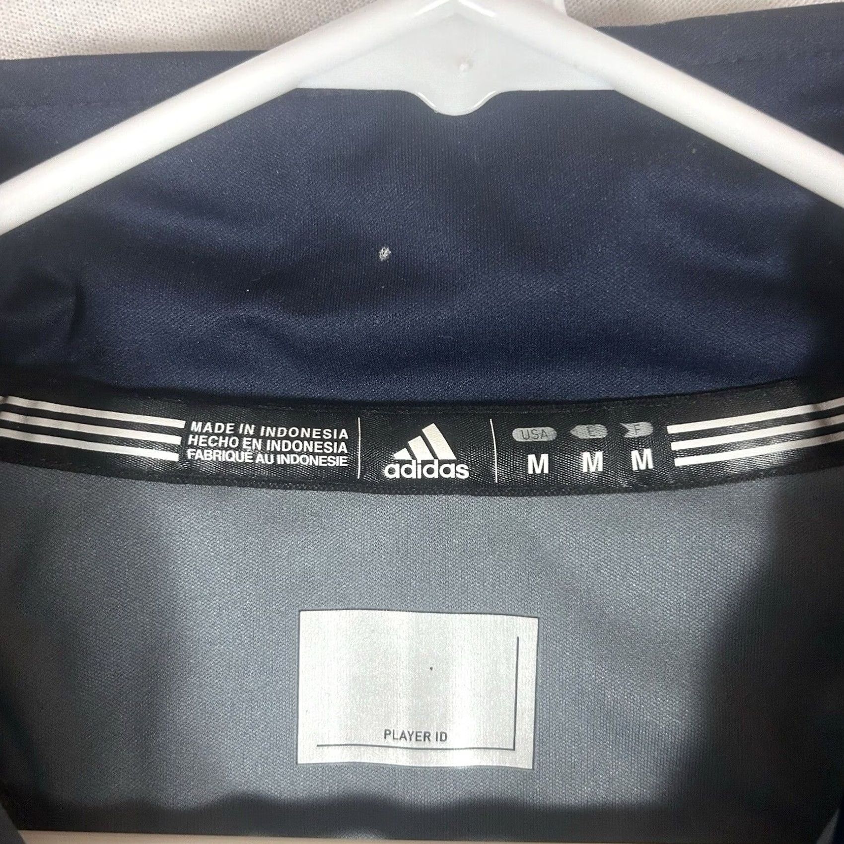 Adidas Adidas Soccer Windbreaker Shirt Mens M Gray Short Sleeve Casual Football Size US M / EU 48-50 / 2 - 3 Thumbnail