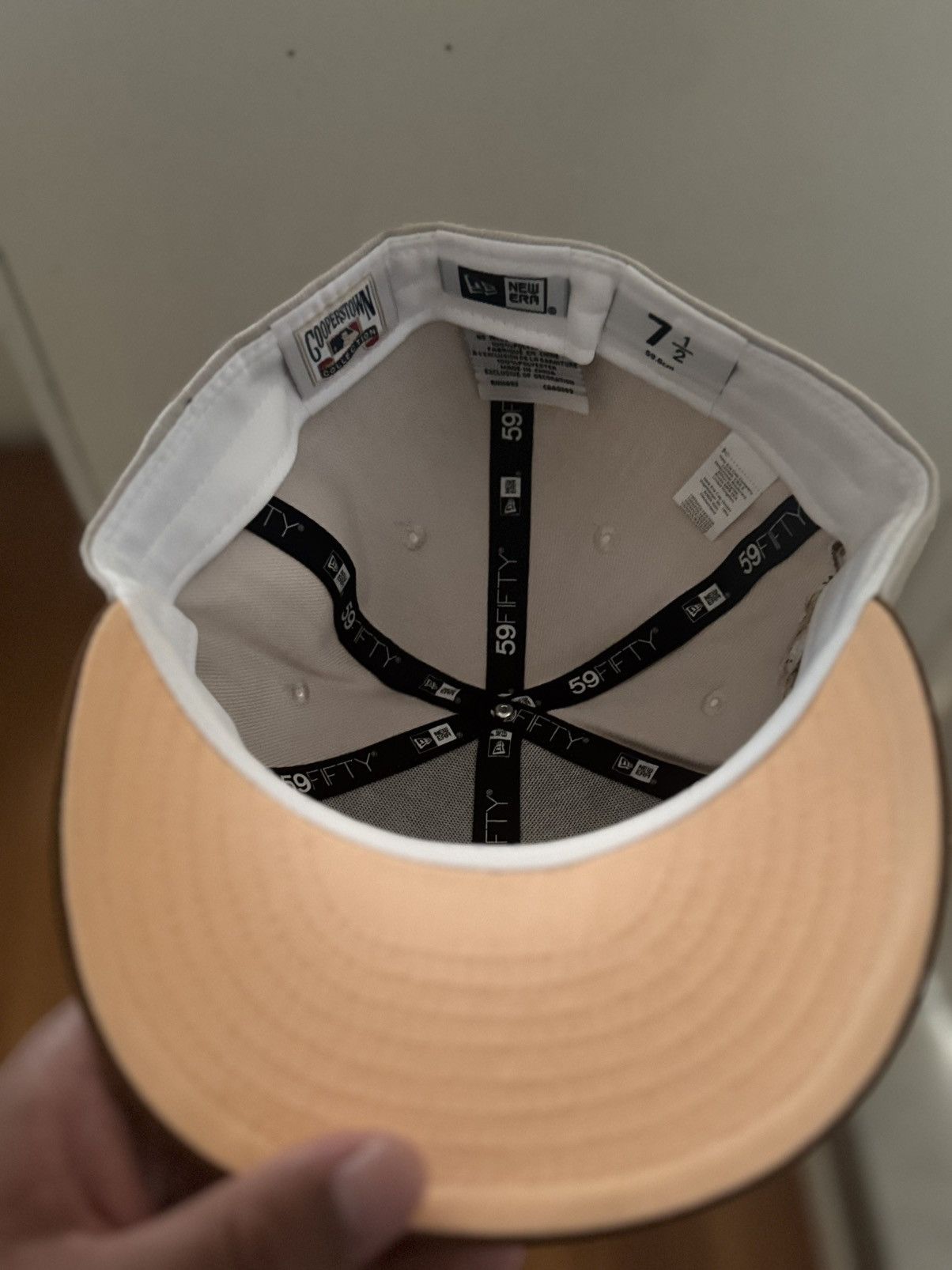 Other White Sox Hat Size ONE SIZE - 2 Thumbnail