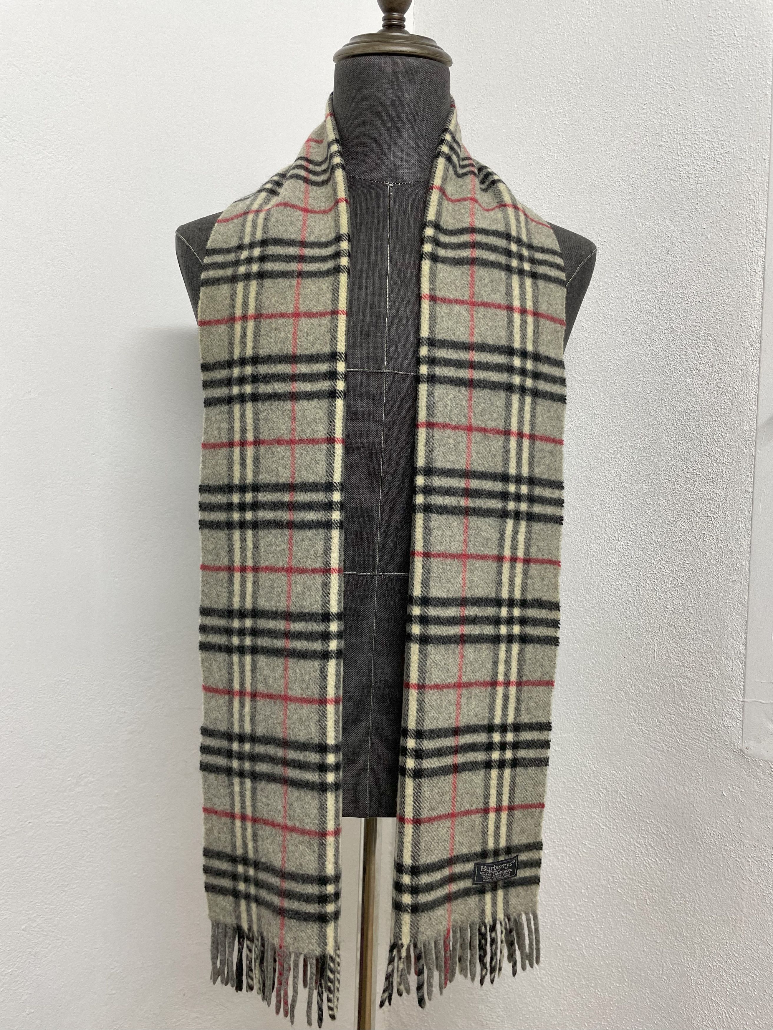 Burberry Burberrys Scarf / Muffler - 6155 Size ONE SIZE - 2 Thumbnail