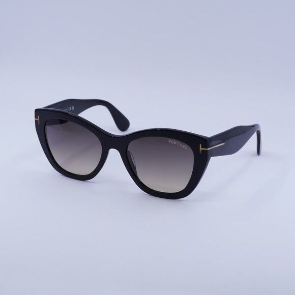 Tom Ford Tom Ford Cara FT0940 01B Sunglasses Black Cat Eye Frame Size ONE SIZE - 1 Thumbnail