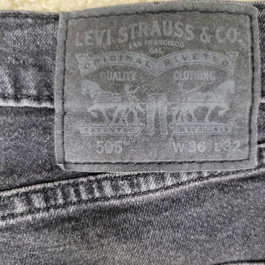 Levi's Levi's Jeans 505 Distressed Straight Leg Medium Wash 36/32 Size US 36 / EU 52 - 7 Thumbnail