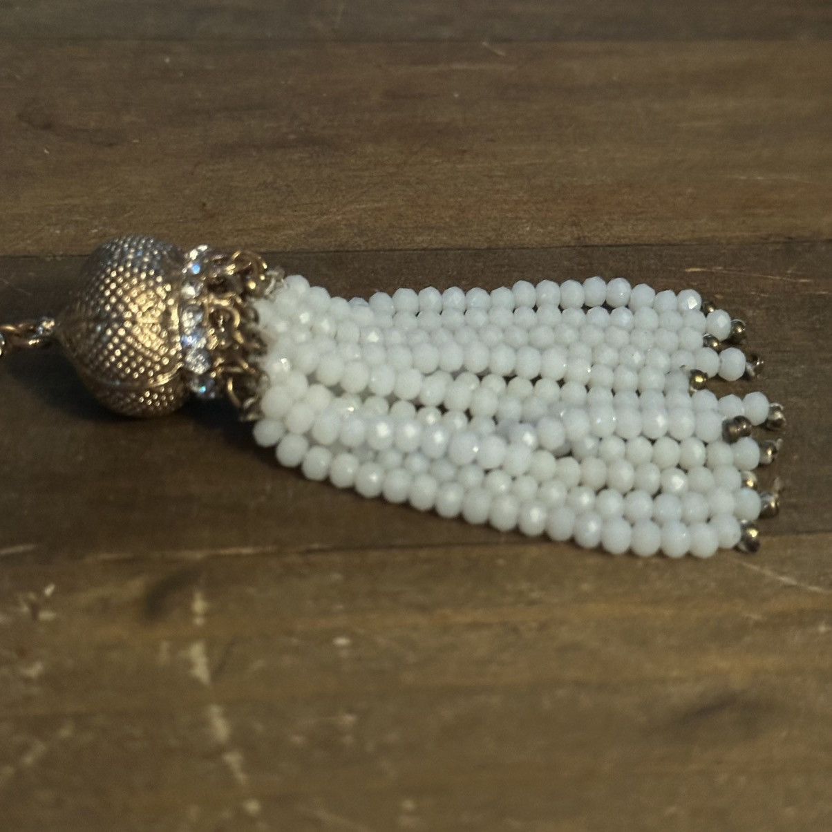 Other Frosted white glass bead rhinestone tassel necklace Size ONE SIZE - 4 Thumbnail