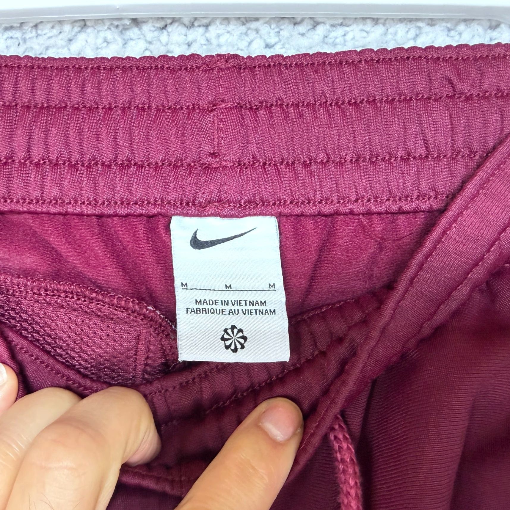 Nike Nike Giannis Basketball Pants Men's Medium Red Pink Jogger Ankle Zip DQ5664-638 Size US 31 - 2 Thumbnail