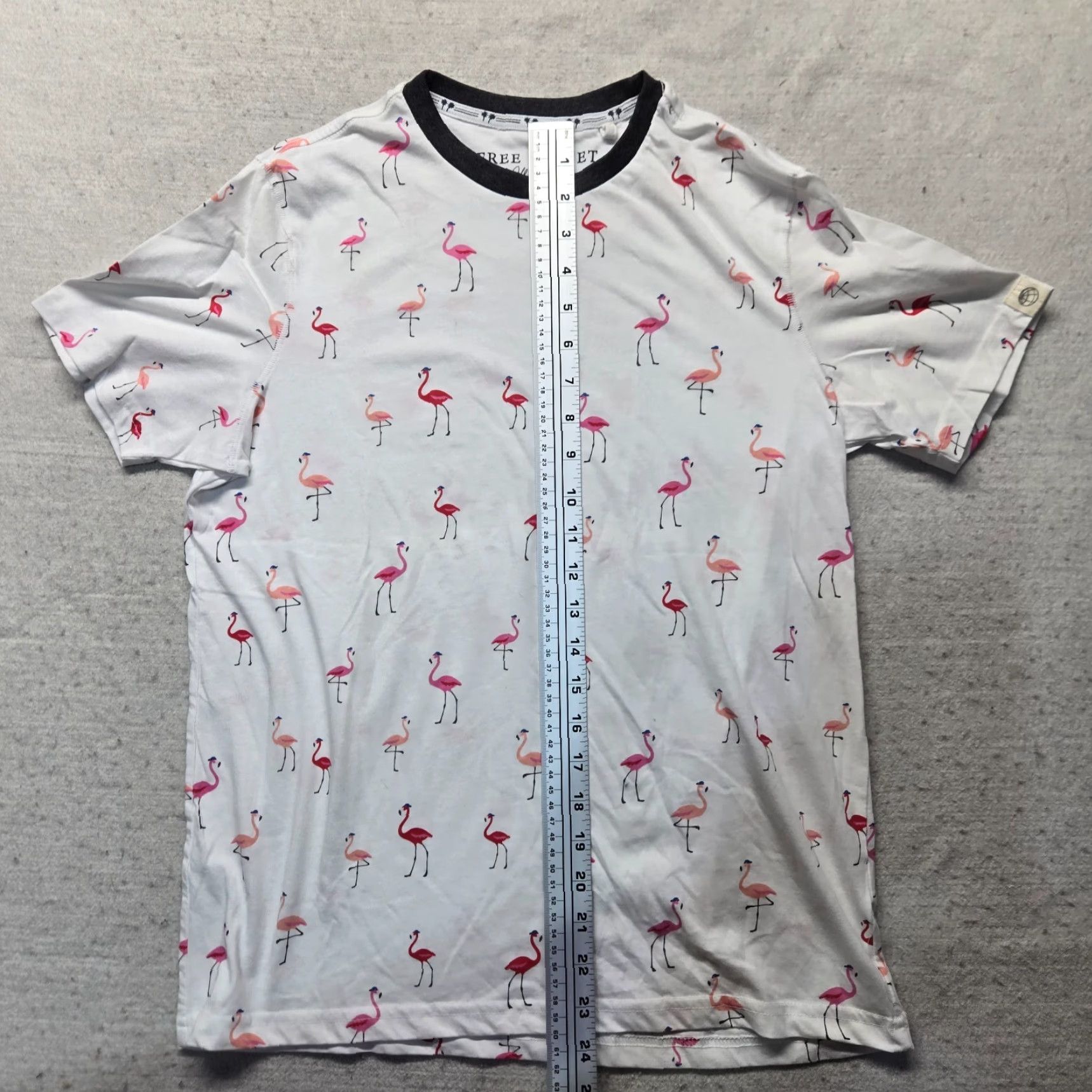 Vintage Free Planet Shirt Women White All Over Flamingos Short Sleeve Adult Small XS? Size S / US 4 / IT 40 - 6 Thumbnail