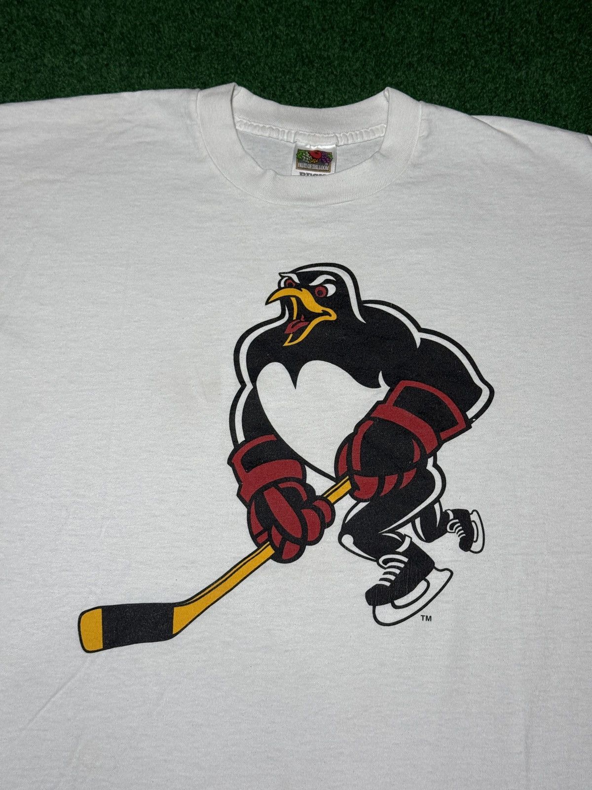 Other Vintage Pittsburgh Penguins 90s Cartoon Retro XL T Shirt Size US XL / EU 56 / 4 - 2 Thumbnail