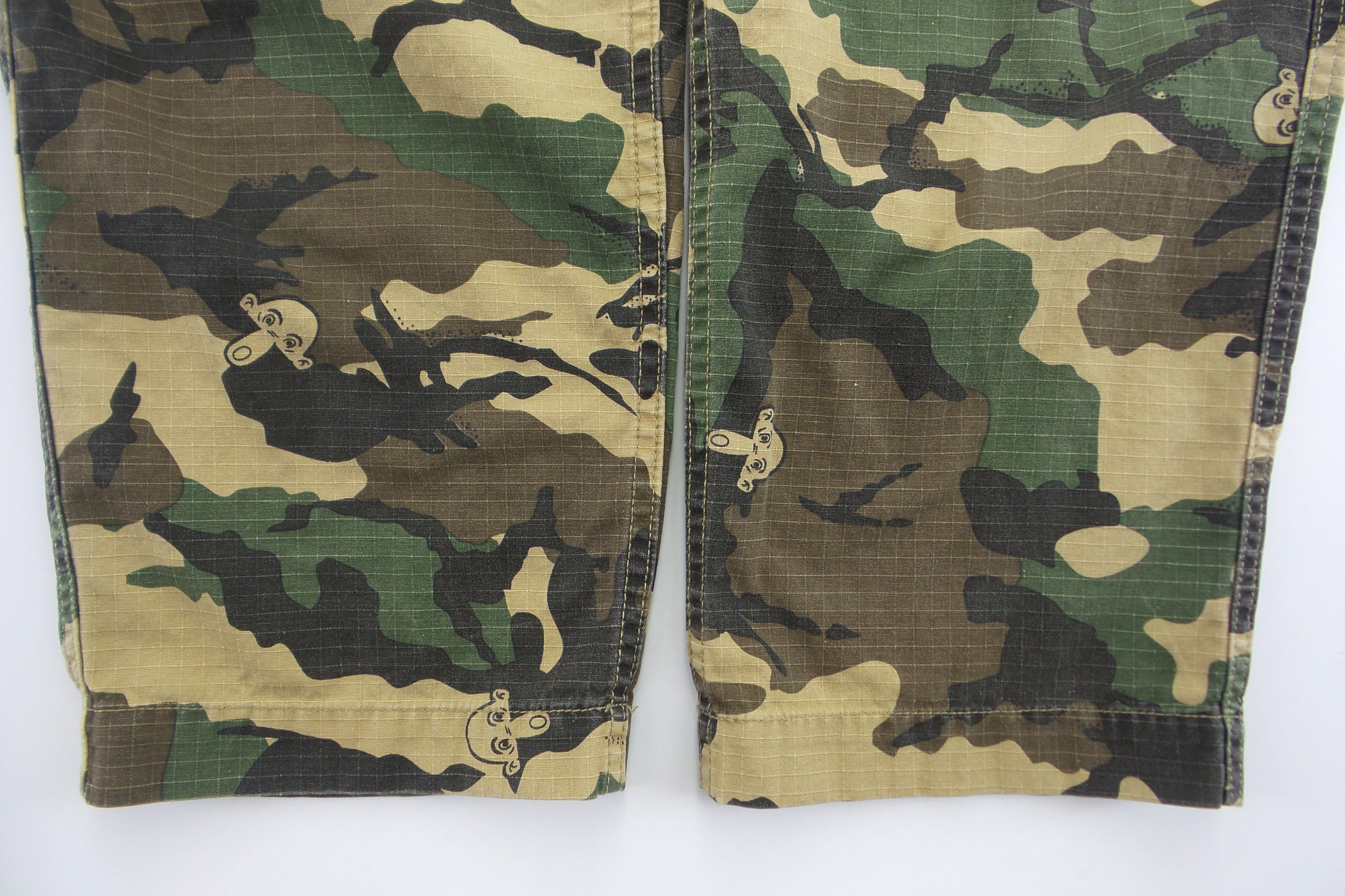 Hypebeast Eric Elms × Kilroy Camouflage Pants W35xL36 Size US 35 - 7 Thumbnail